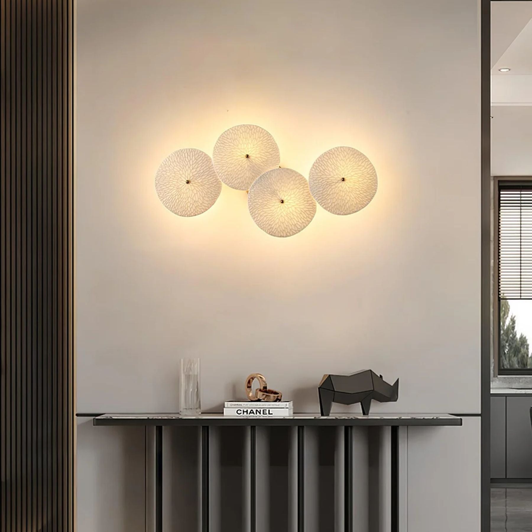 Lys Lotus Wandlamp
