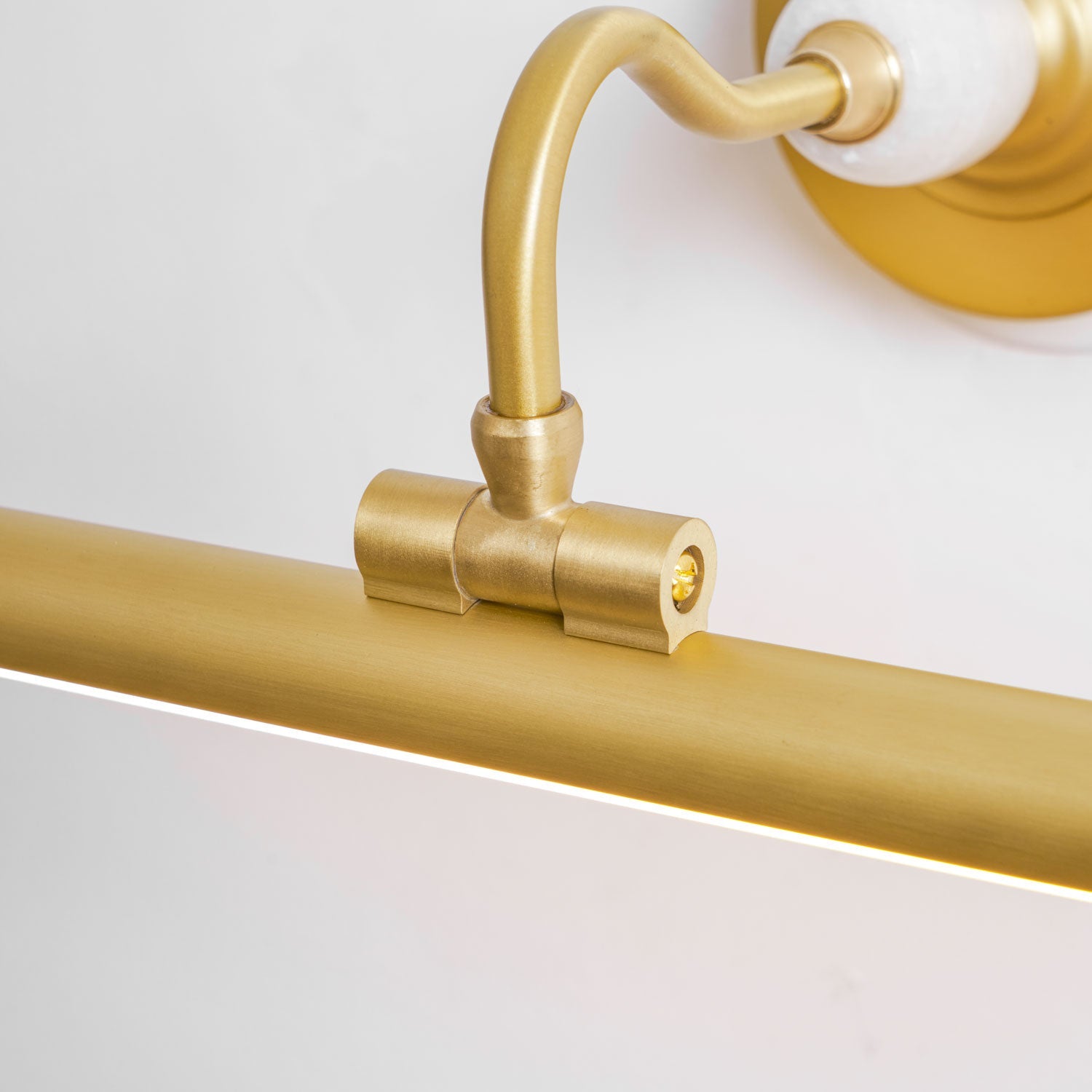 Archer Lineaire Wandlamp