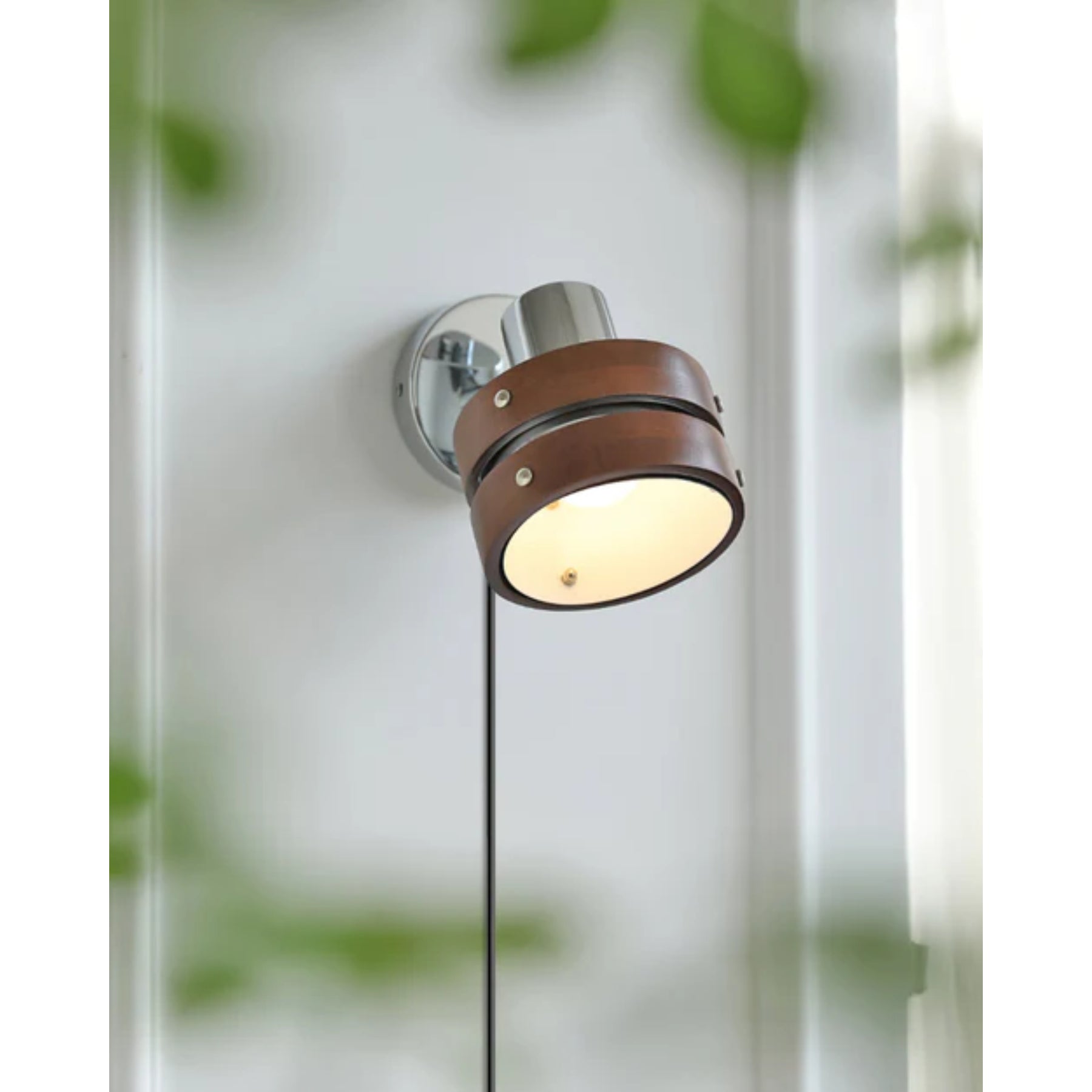 Kamvy Plug In Wandlamp