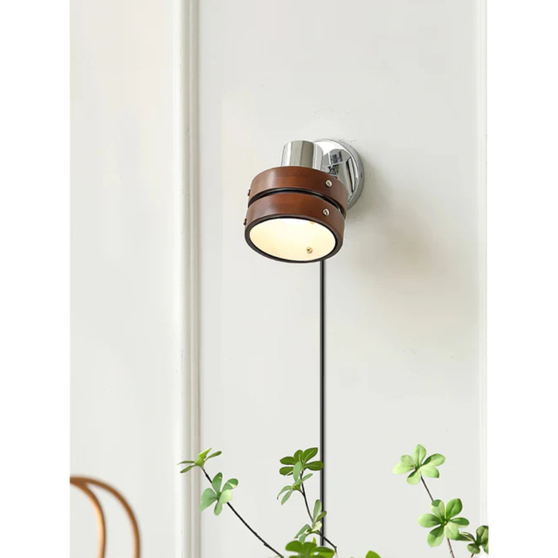 Kamvy Plug In Wandlamp