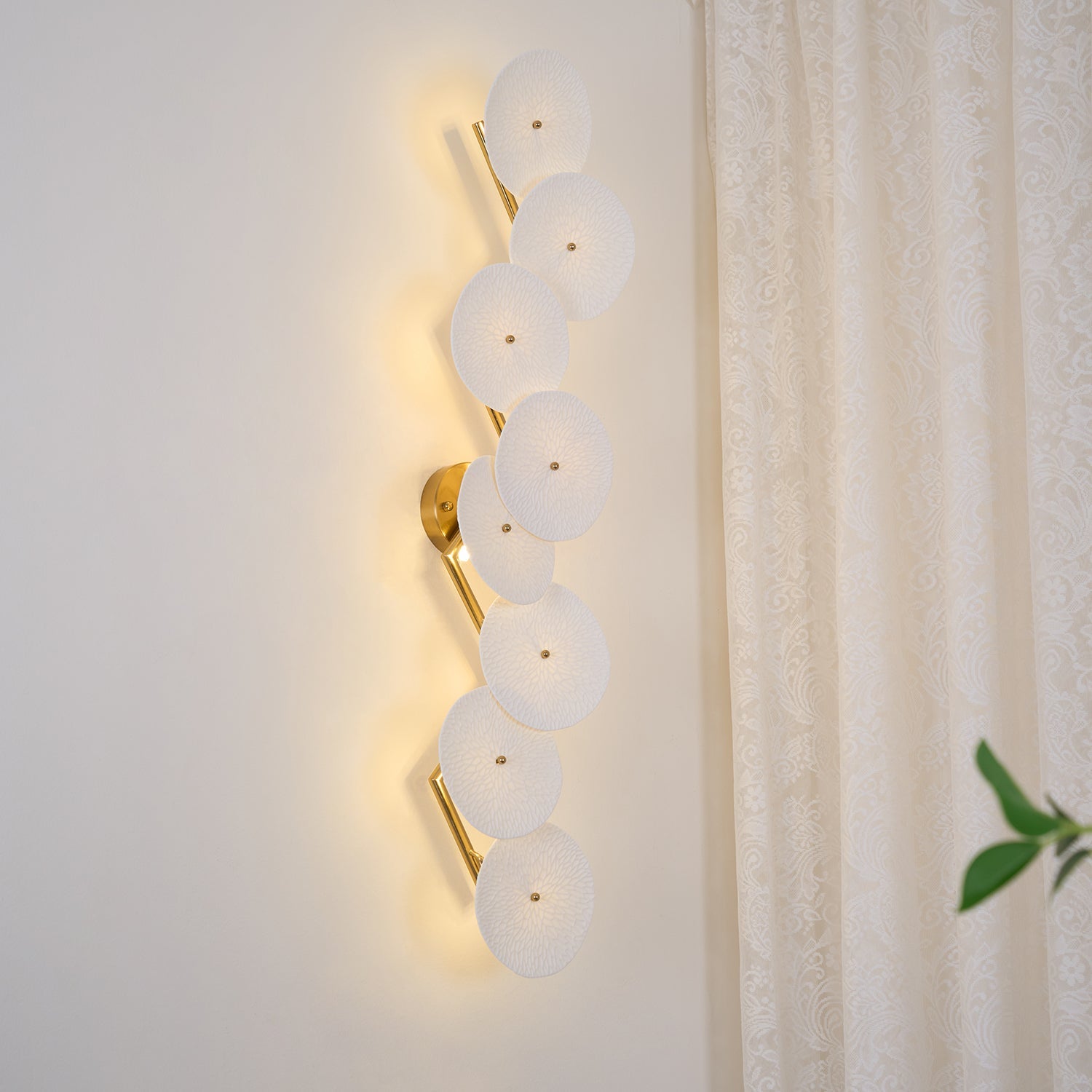Lys Lotus Wandlamp