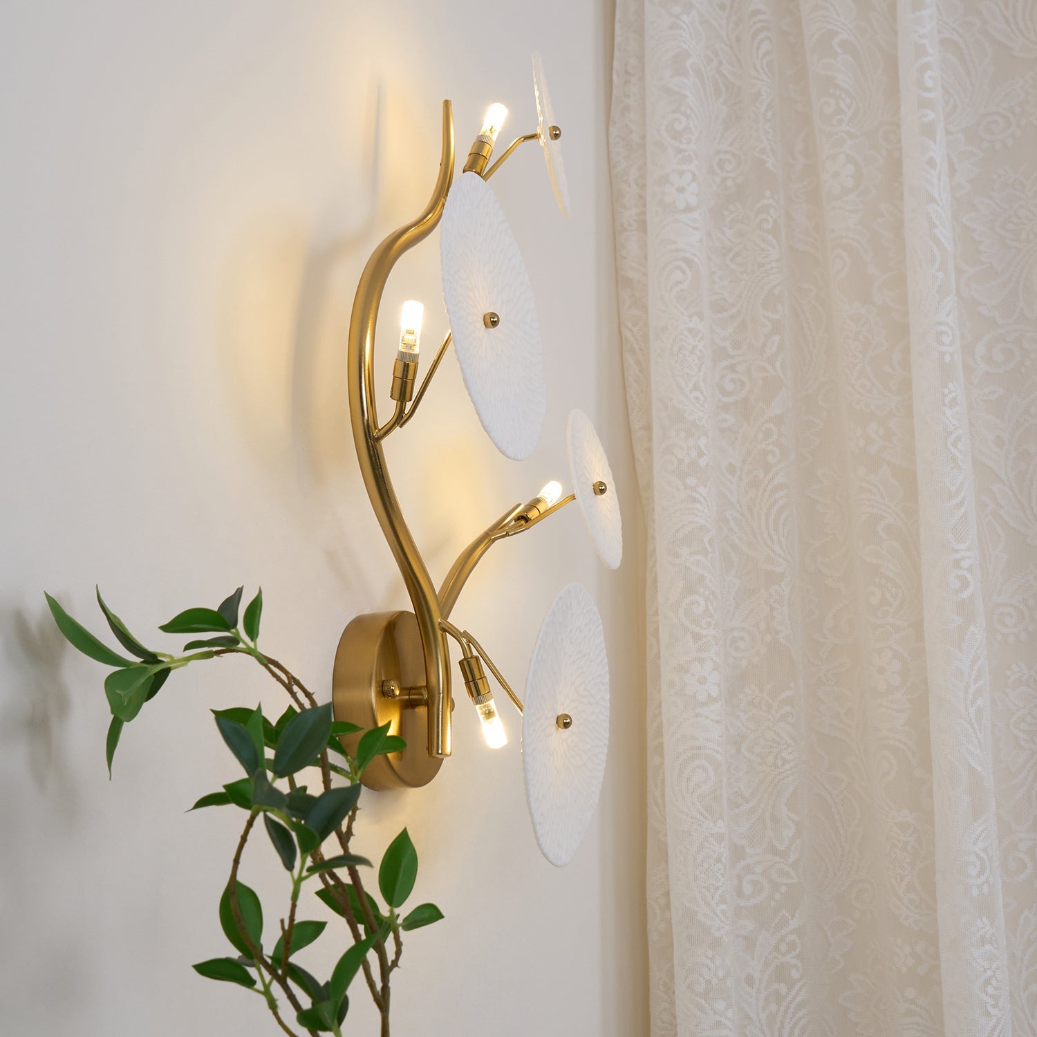 Lys Lotus Wandlamp