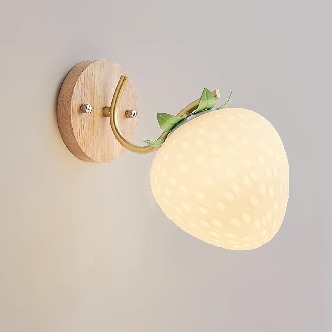 Liso Aardbei Wandlamp