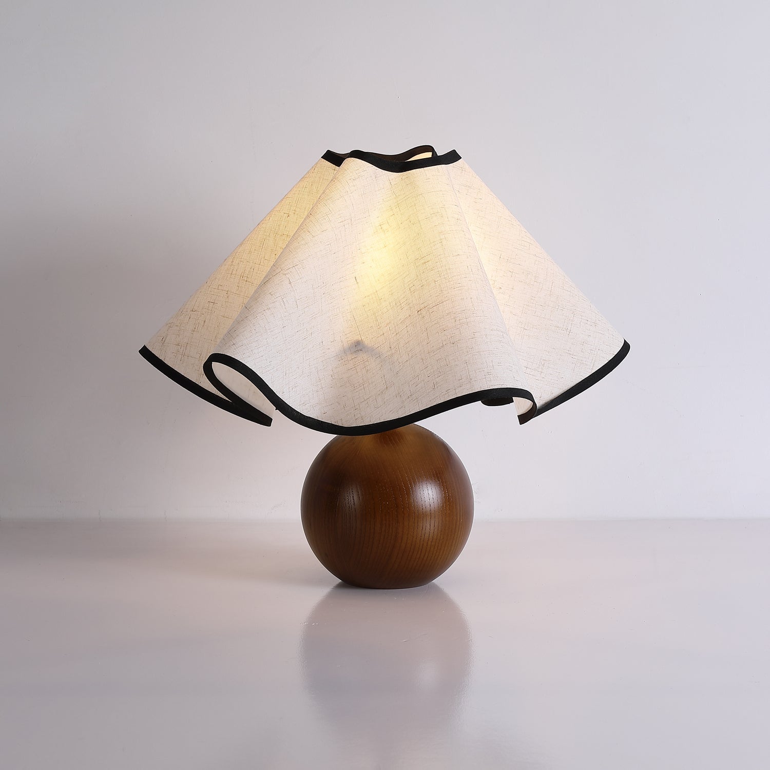 Solivian Wave Tafellamp
