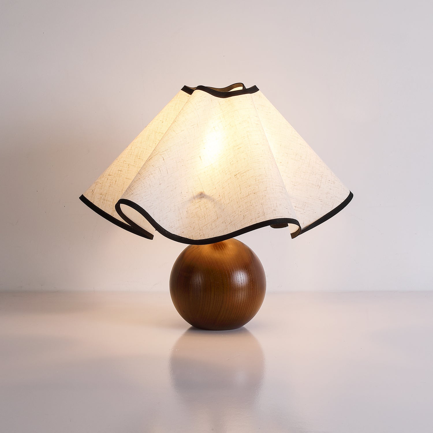 Solivian Wave Tafellamp