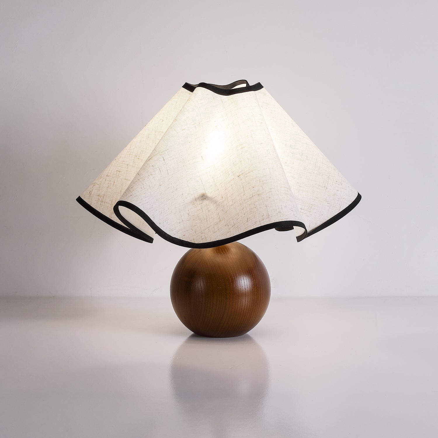 Solivian Wave Tafellamp