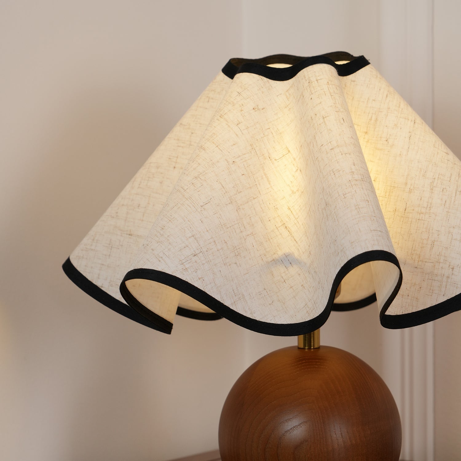 Solivian Wave Tafellamp