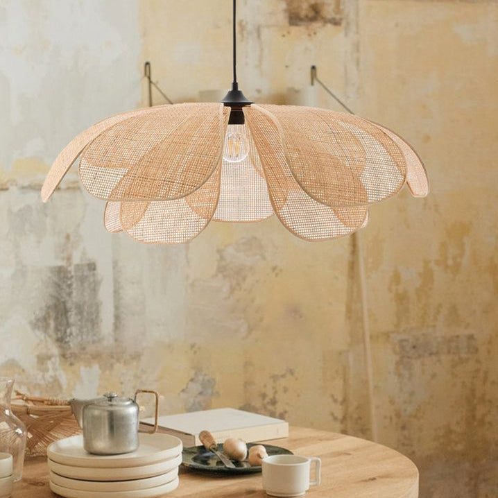 Petal Rattan Flower Hanglamp