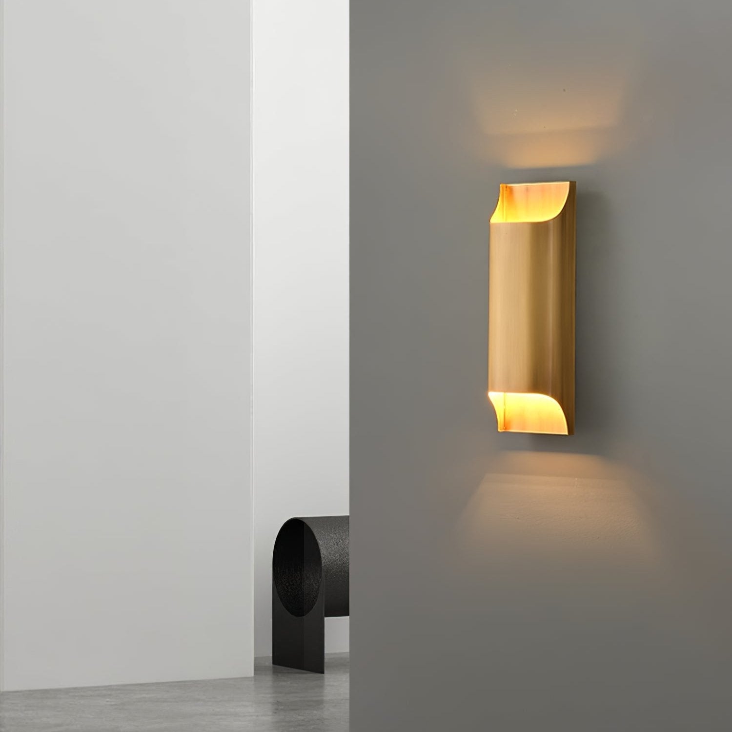 Lelo Messing Wandlamp