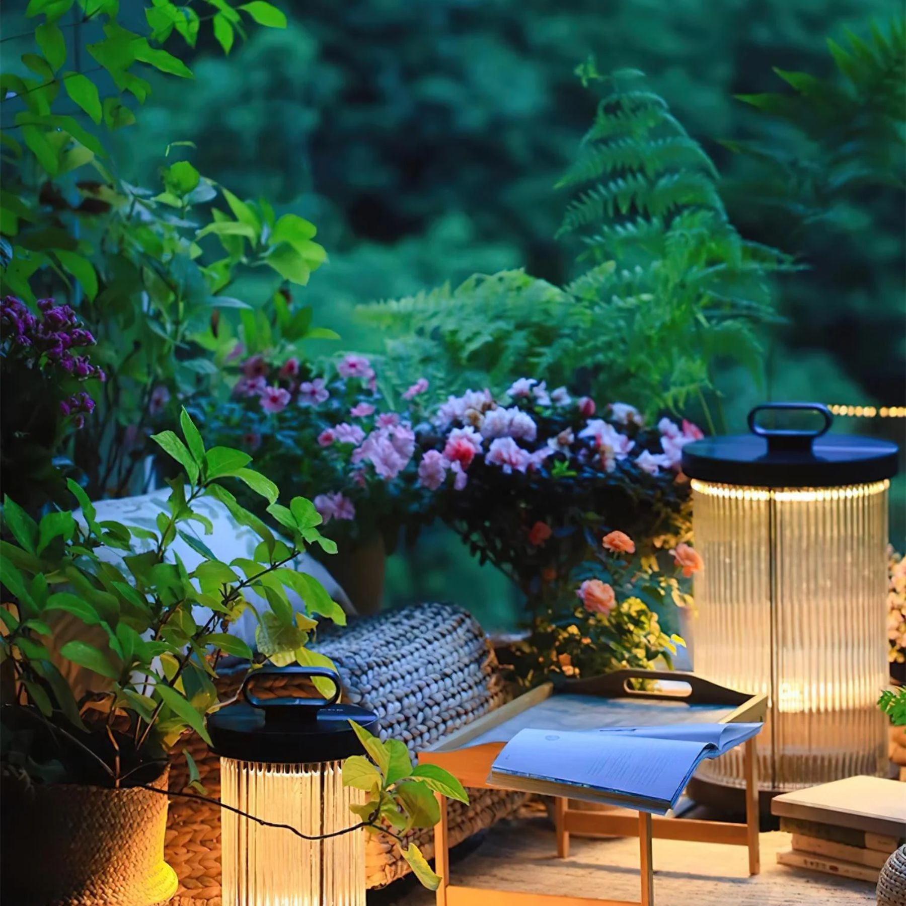 Galezy Outdoor Lamp