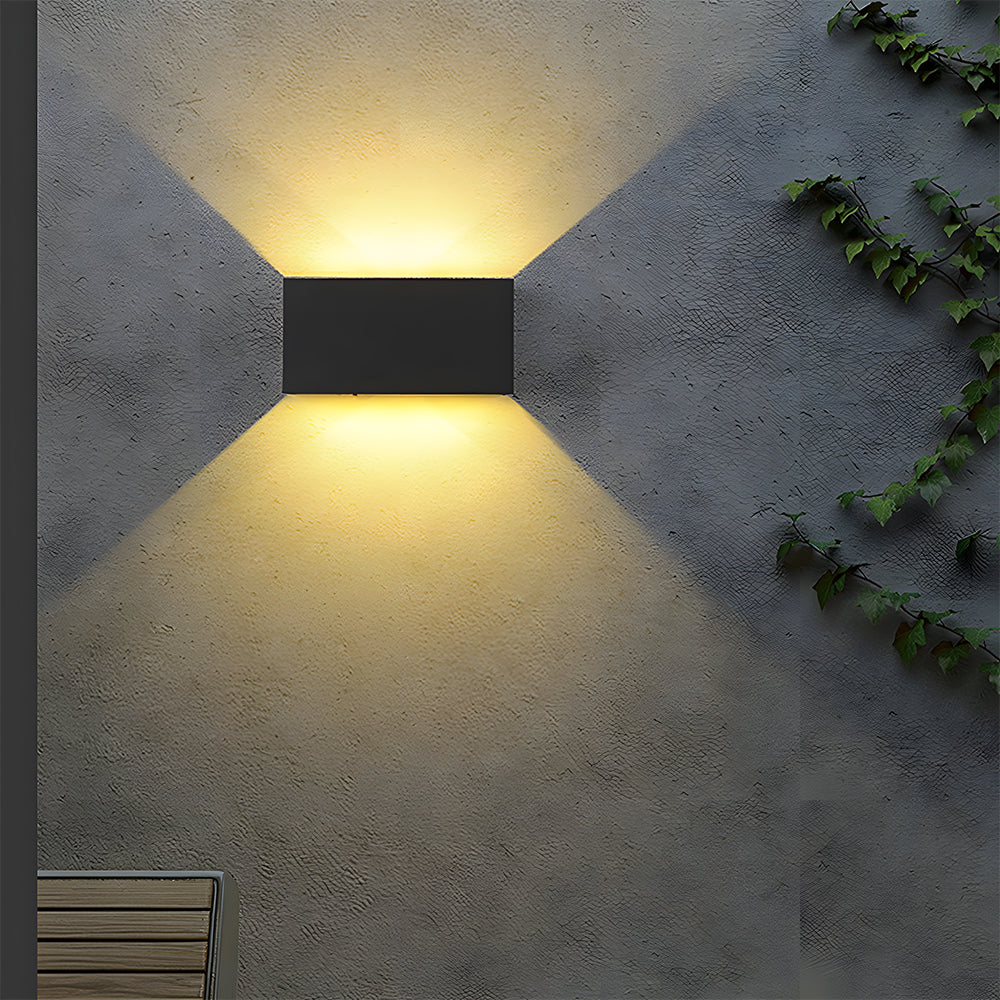 Lantivo Buitenwandlamp