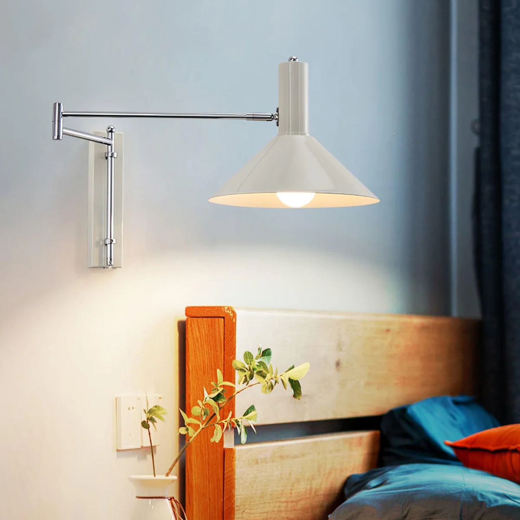 Azelio Plug In Wandlamp