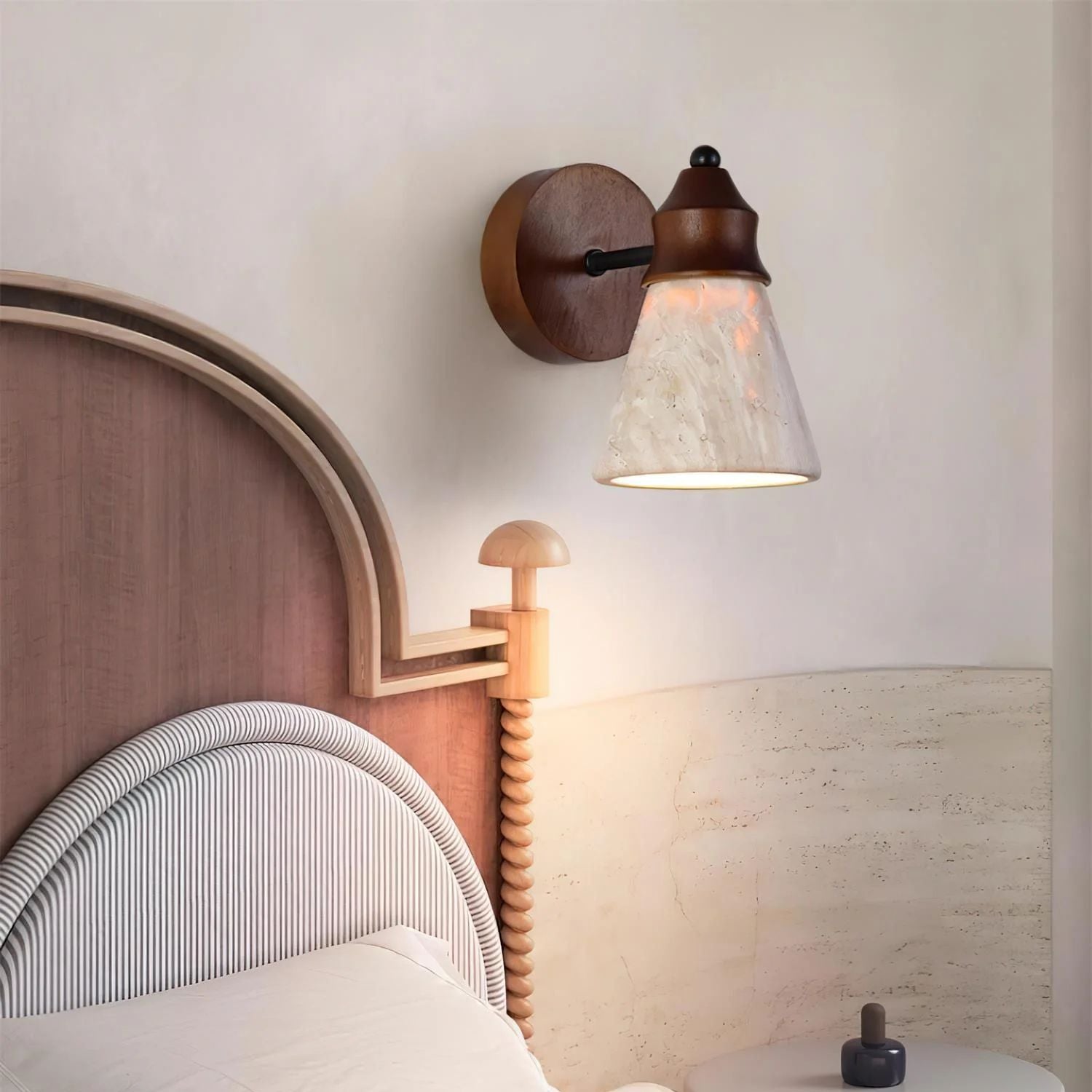 Tomiso Natuursteen Wandlamp