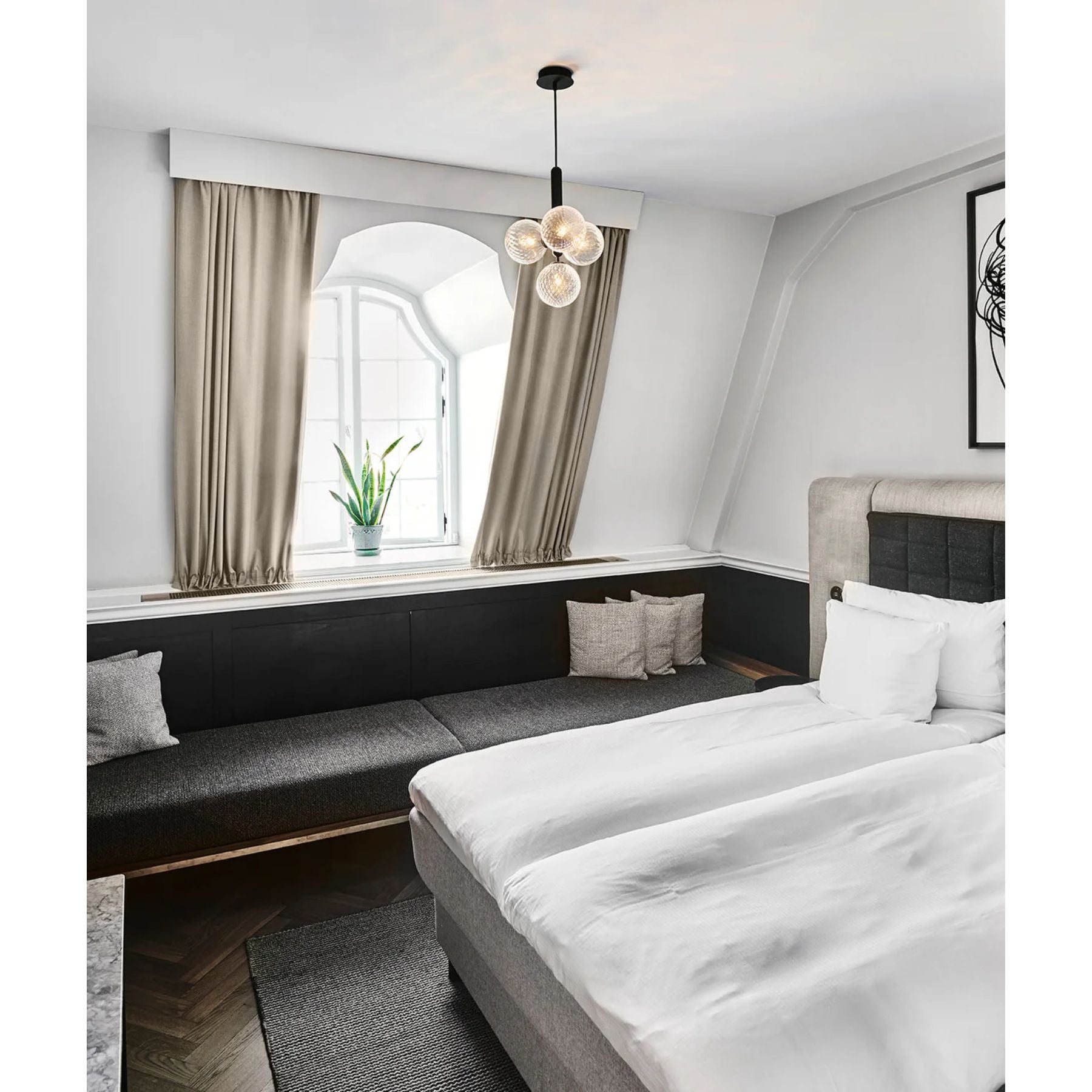 Sircae Orb Hanglamp
