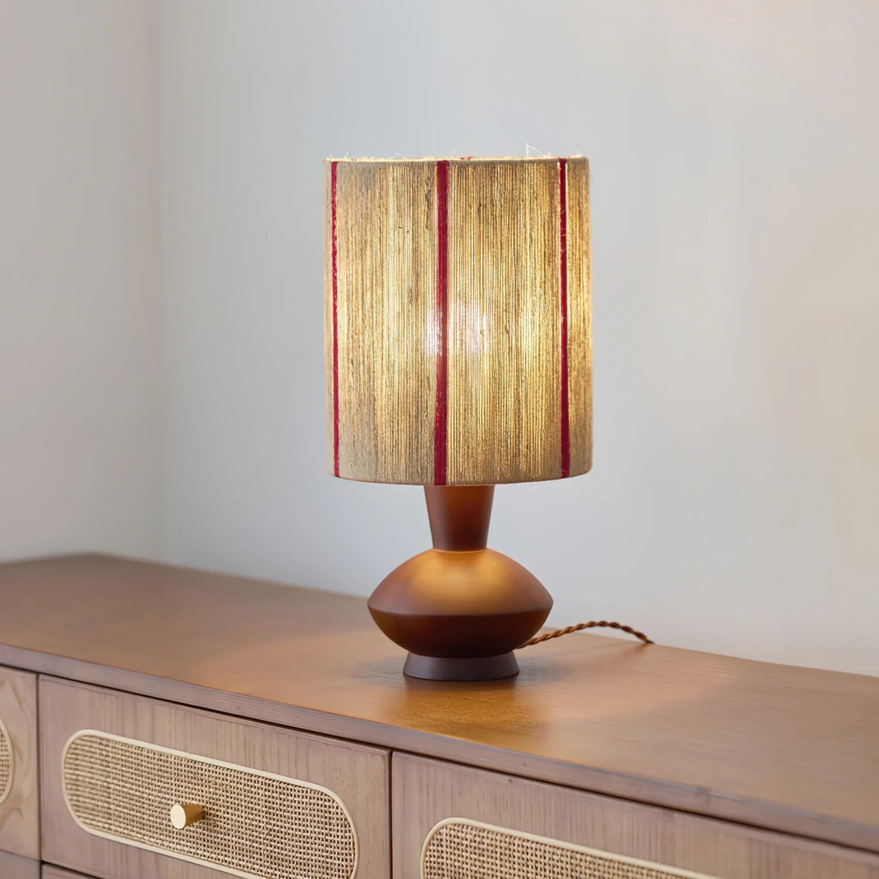 Lampada da tavolo Olzowa