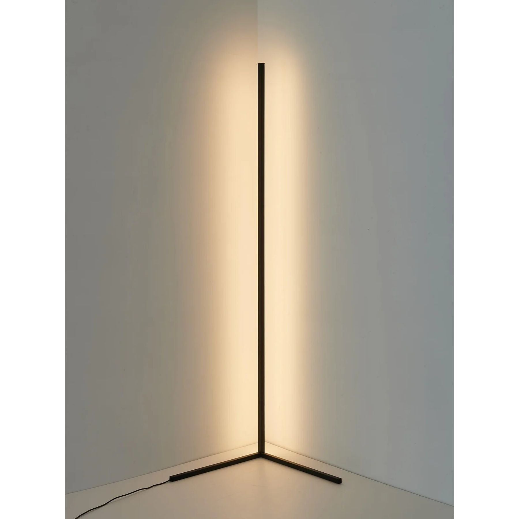 Lucavo Vloerlamp