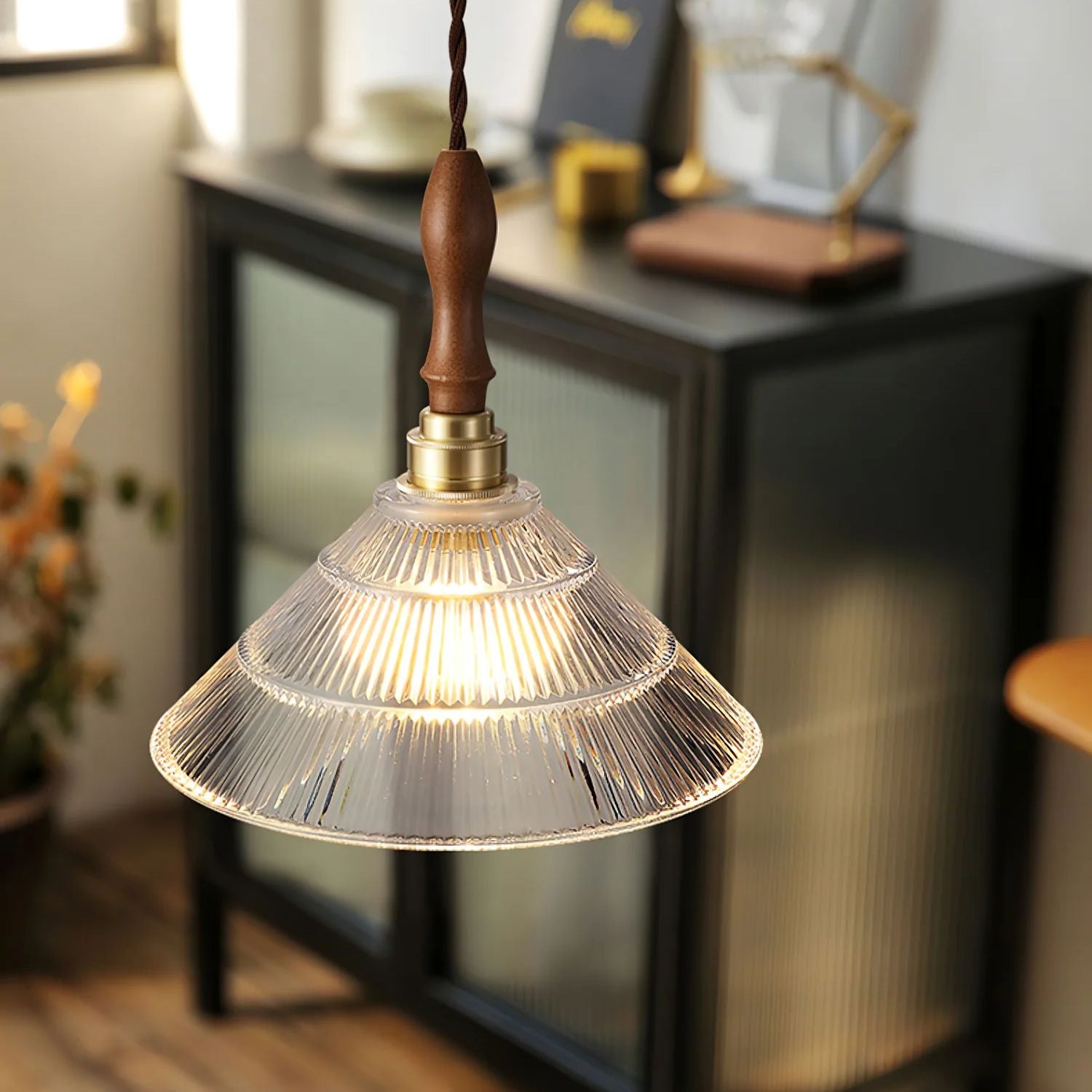 Lampada a sospensione Belfa d'epoca