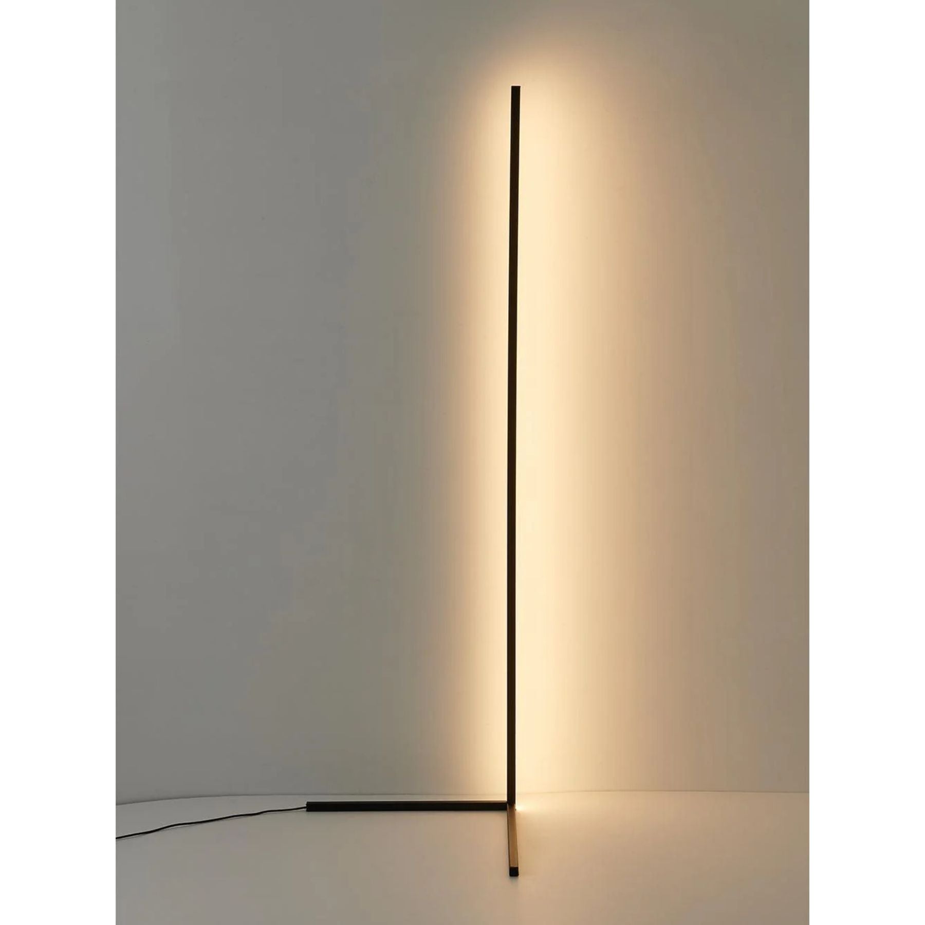 Lucavo Vloerlamp