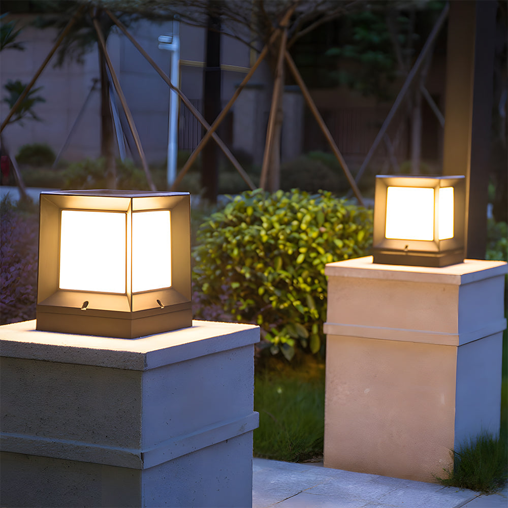 Moderne Kubus Solar Outdoor Lamp