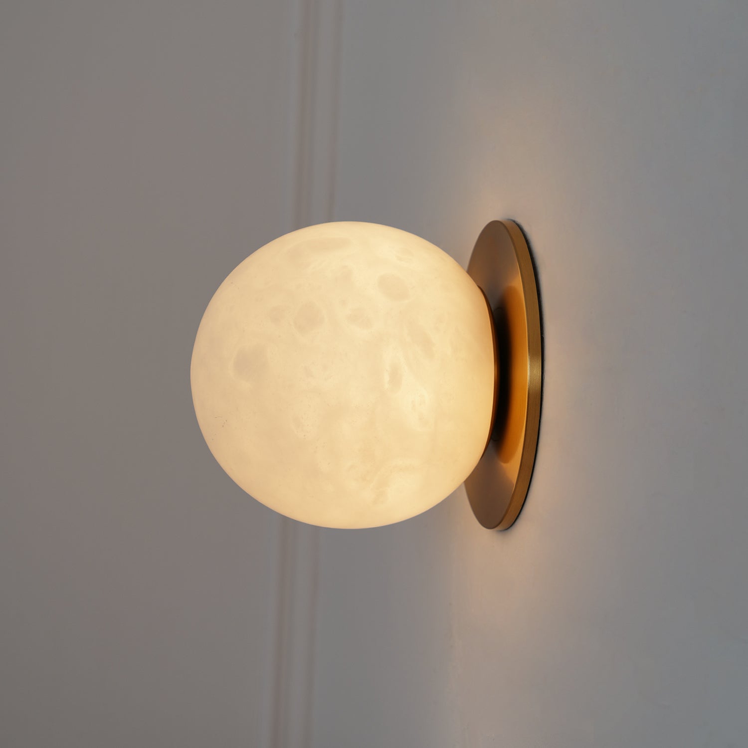 Libaro Orb Wandlamp