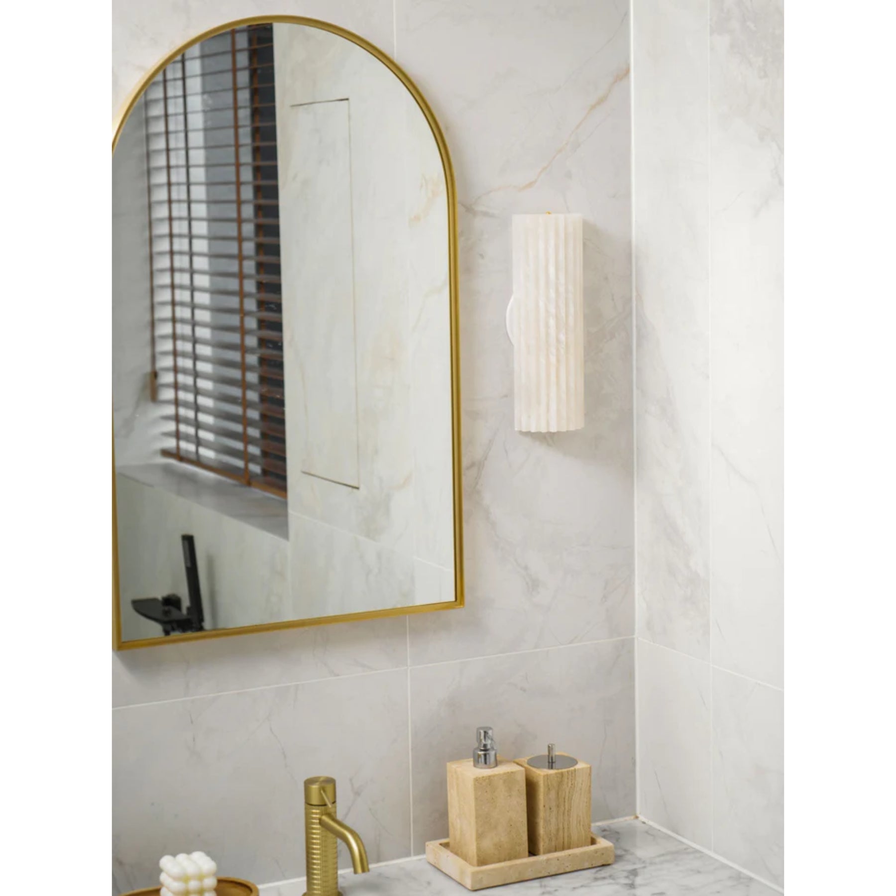 Elviya Albast Wandlamp
