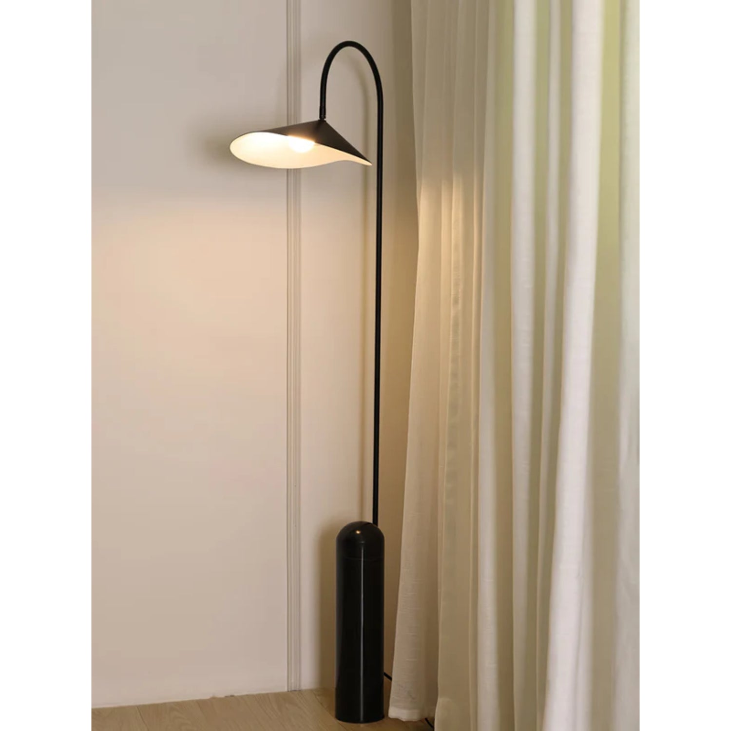 Arumce Vloerlamp