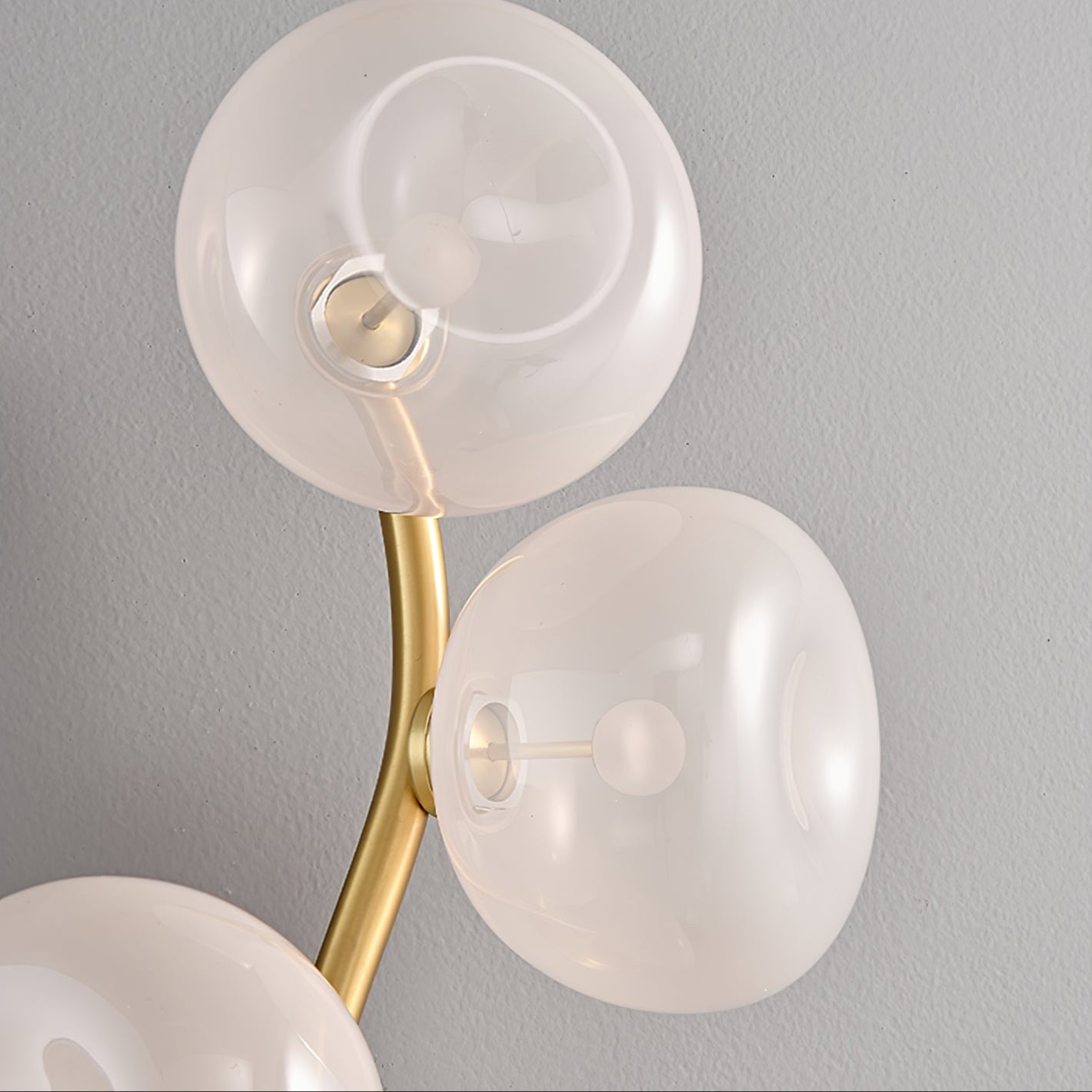 Lampada da parete Aurovine