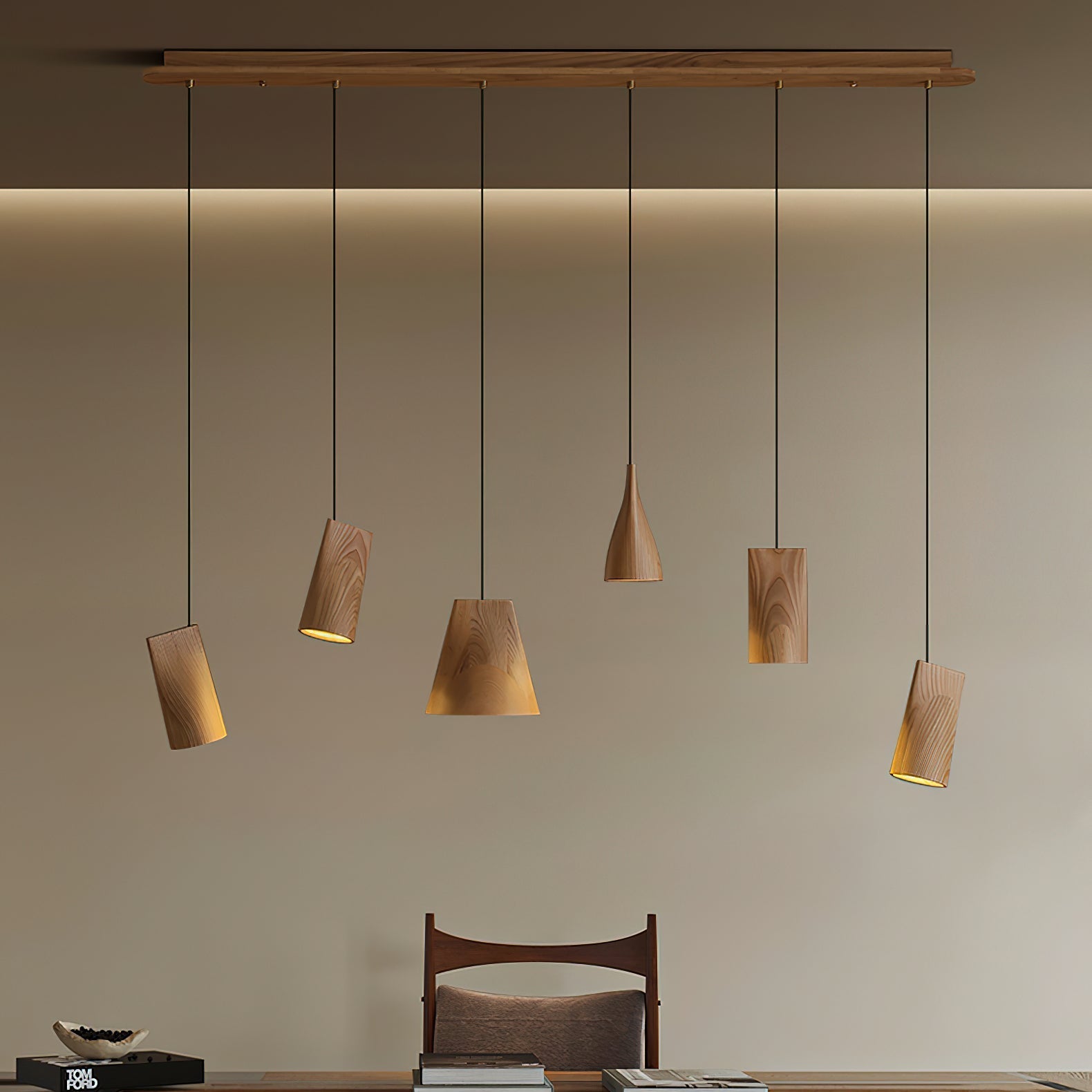 Lampada a sospensione in legno Dellse