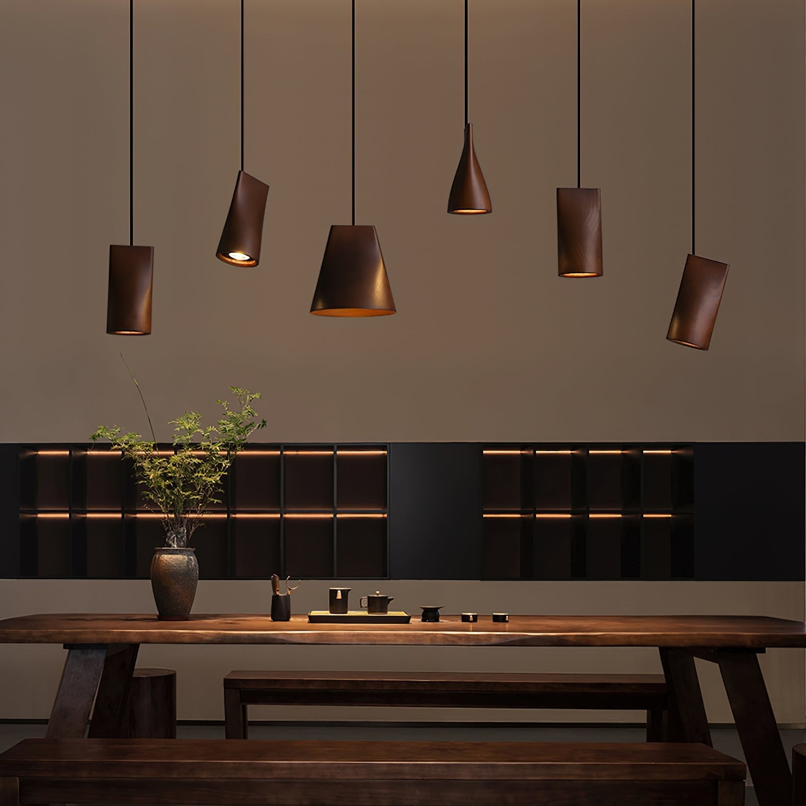 Lampada a sospensione in legno Dellse