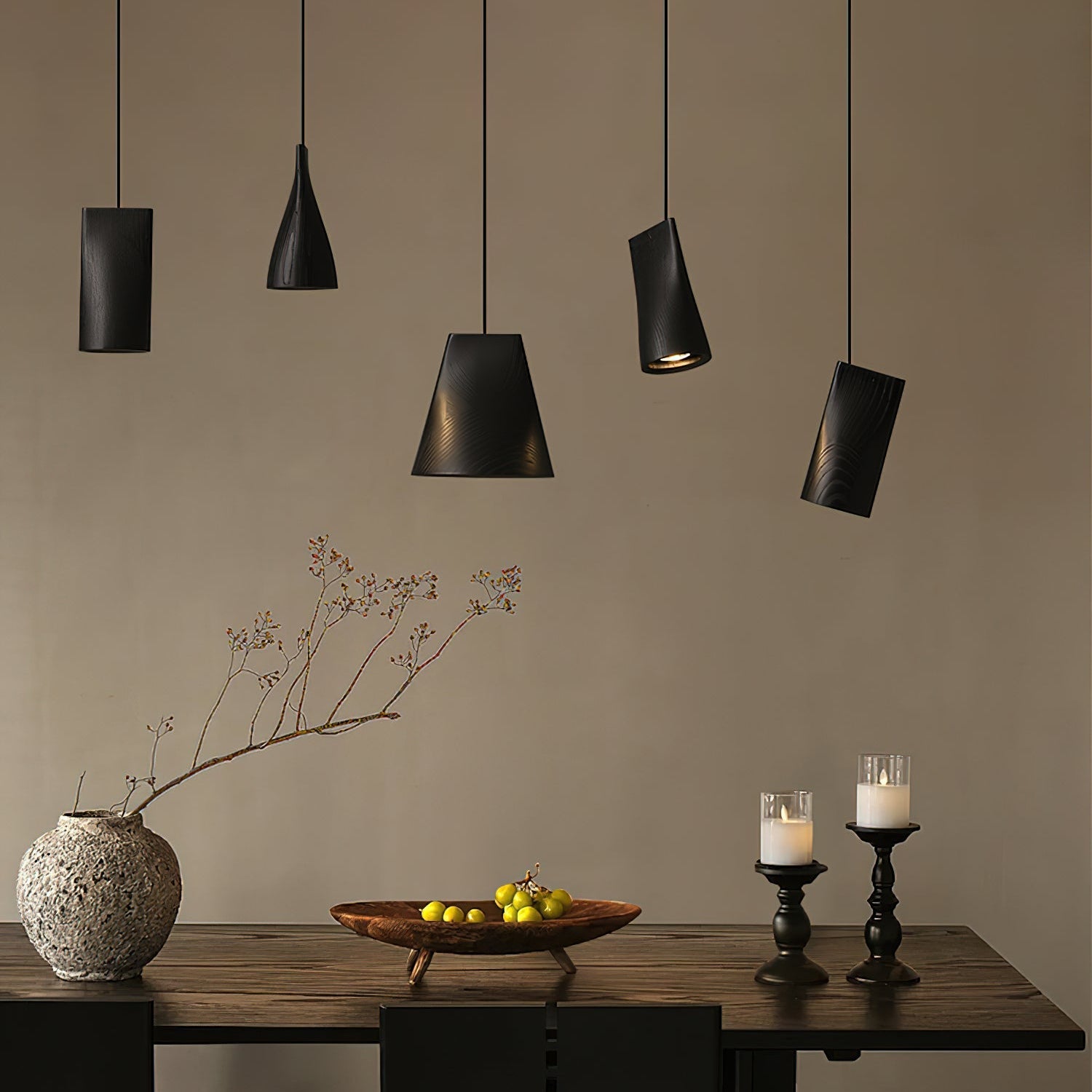 Lampada a sospensione in legno Dellse