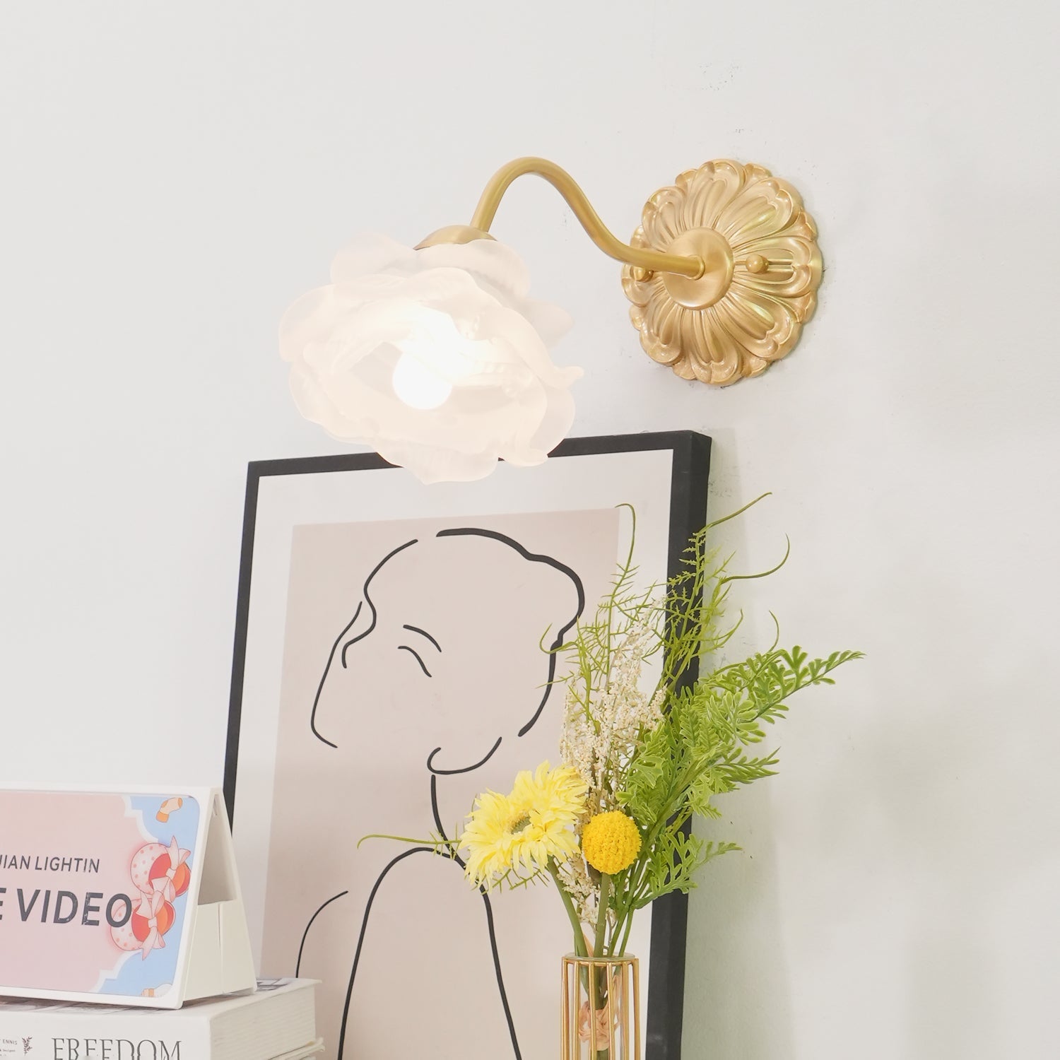 Lisaro Flower Wandlamp