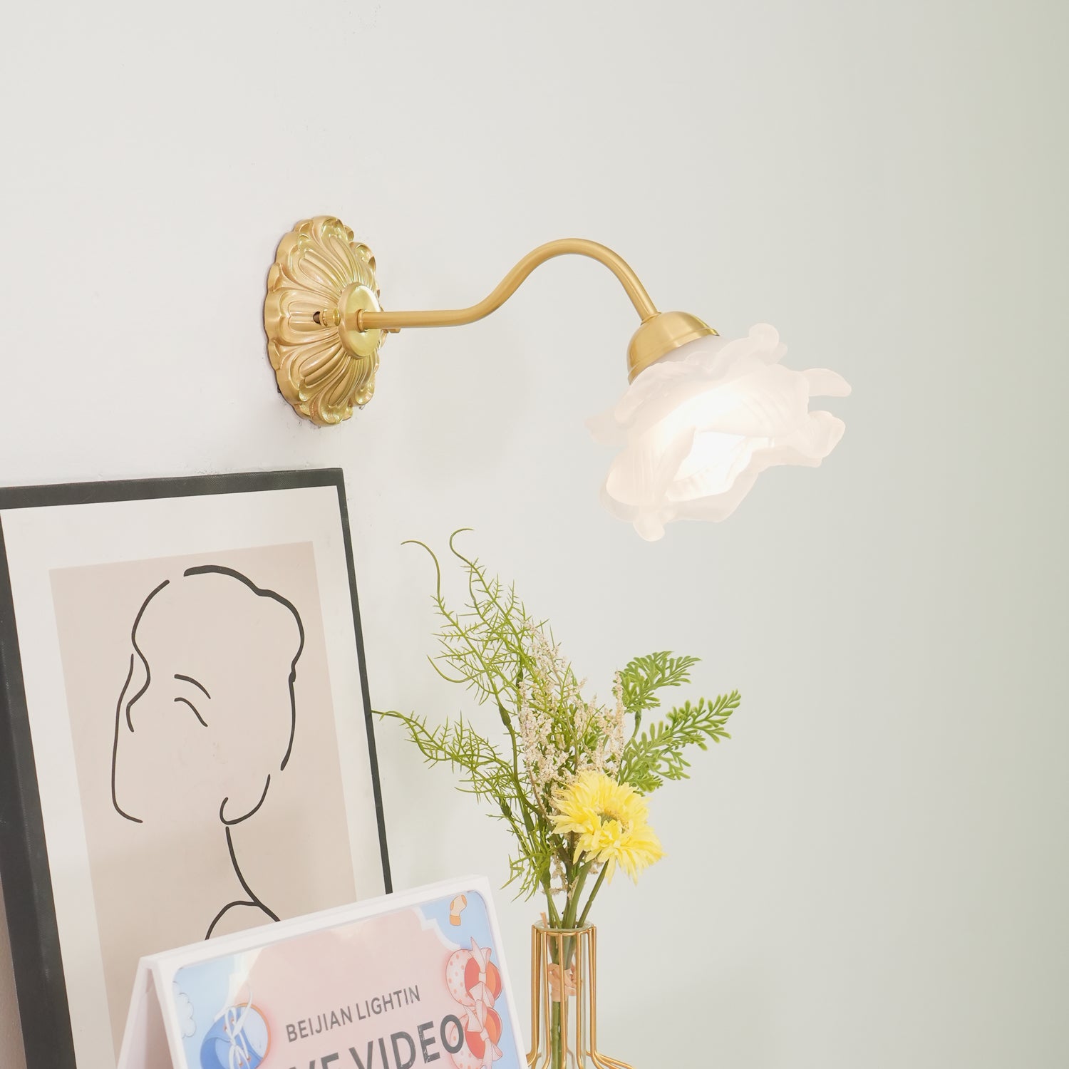 Lisaro Flower Wandlamp