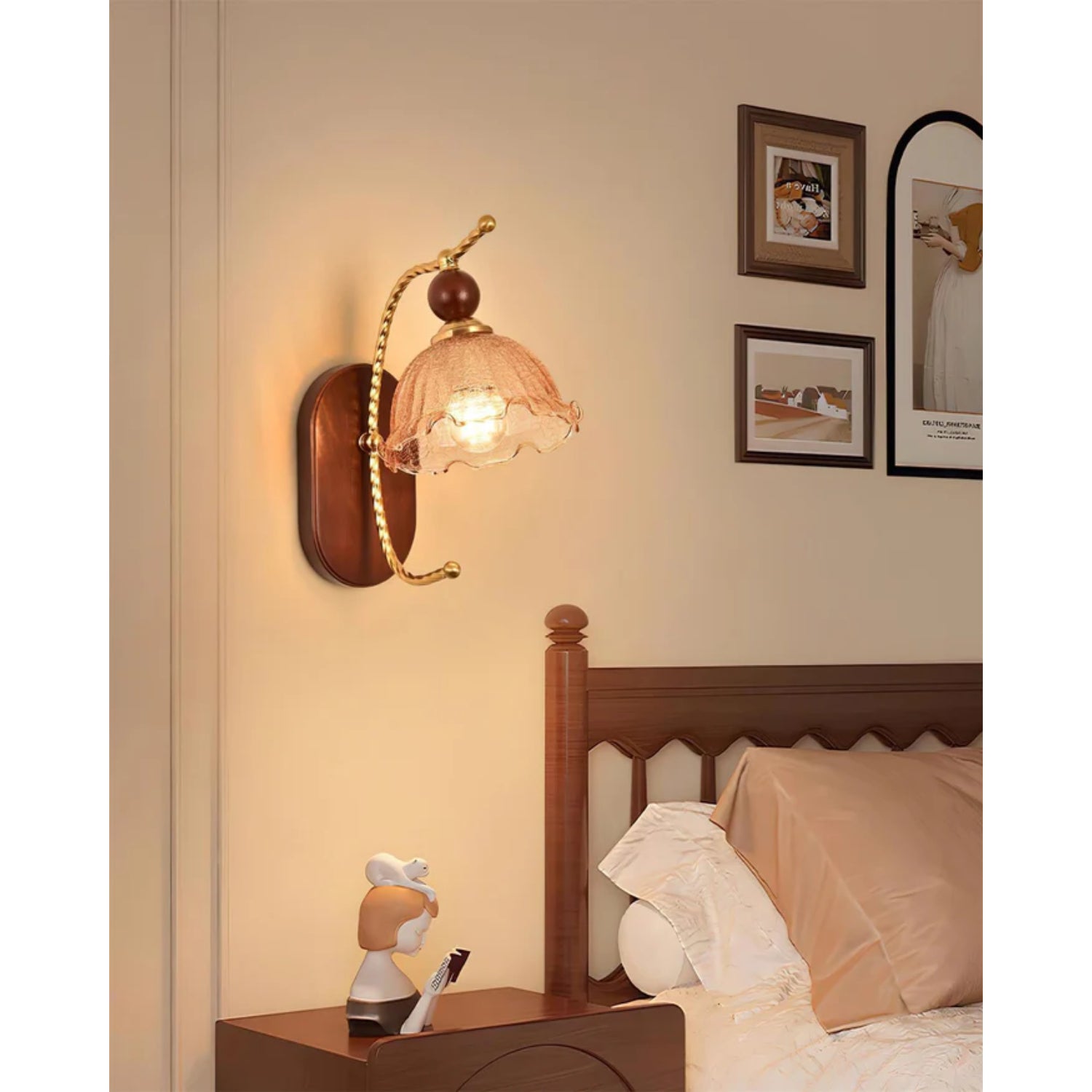 Lampada da parete ad arco Vluro