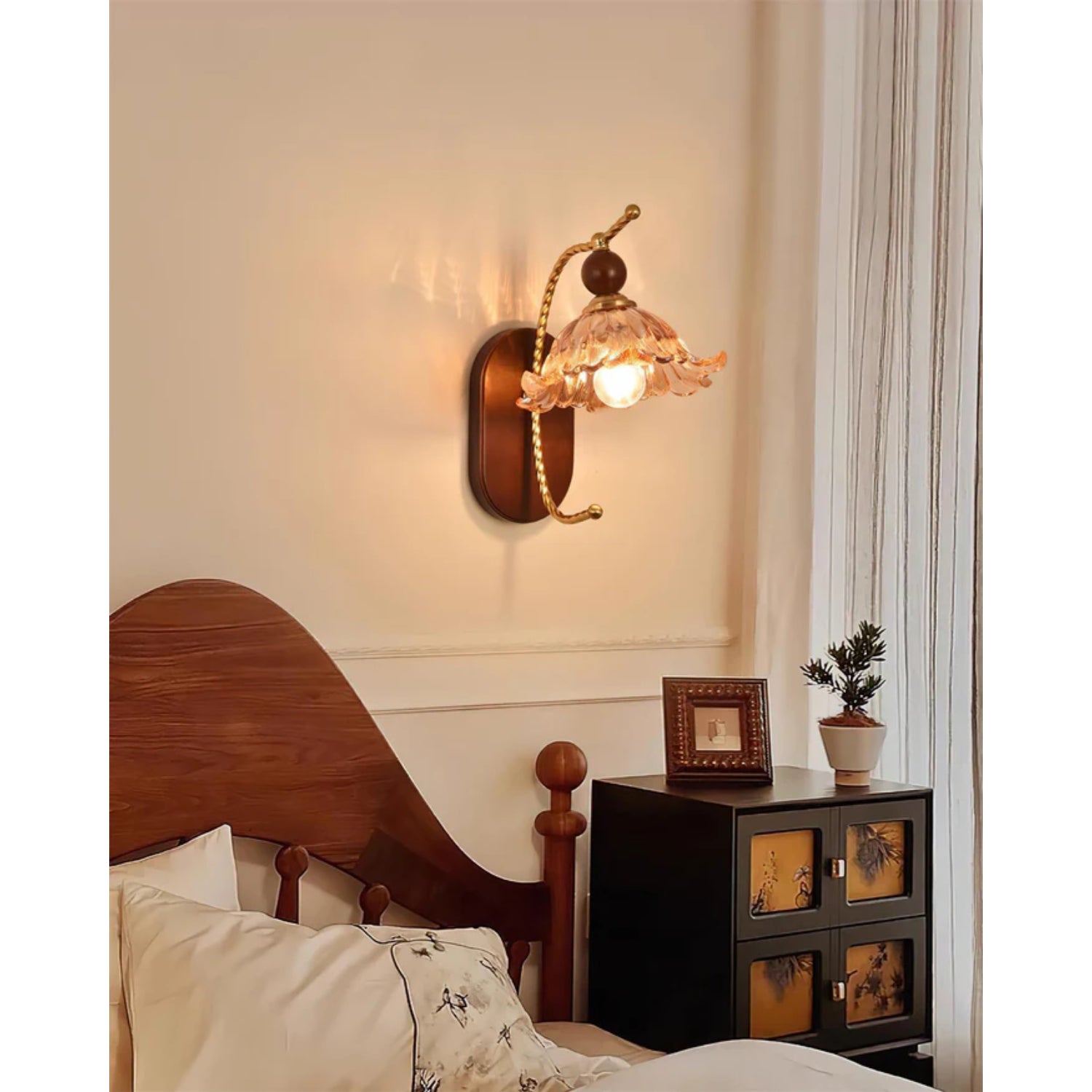 Lampada da parete ad arco Vluro