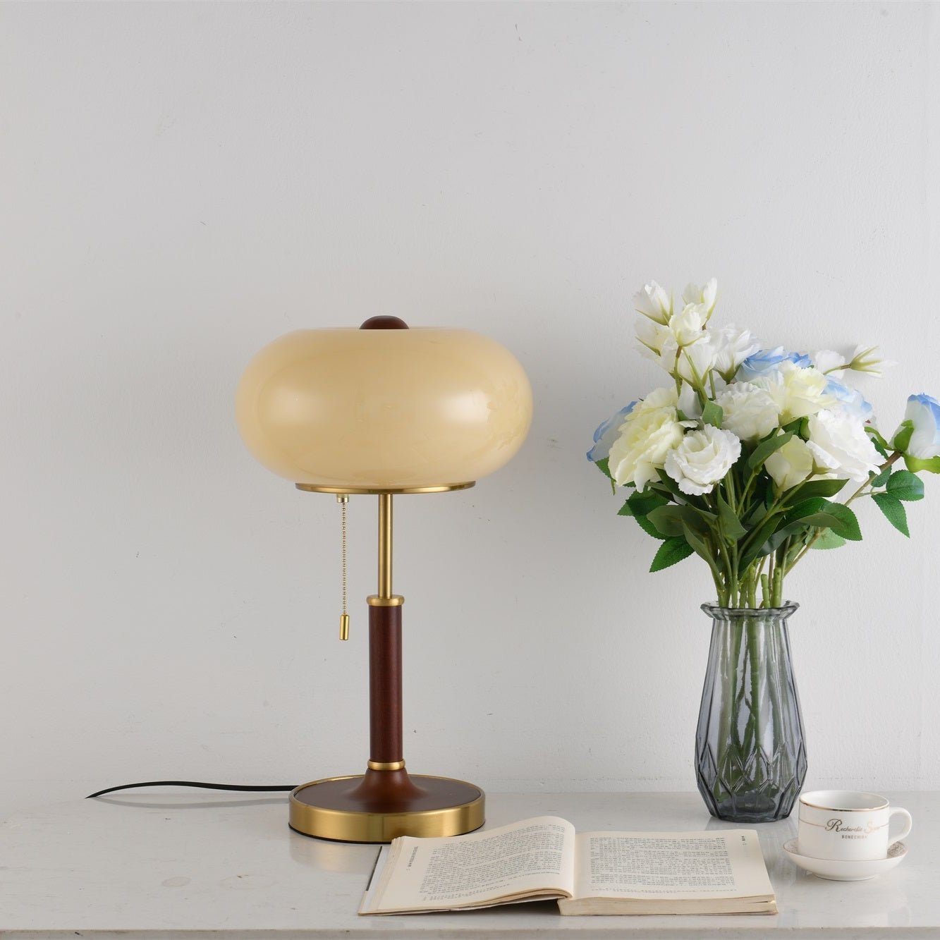 Lampada da tavolo Domelora