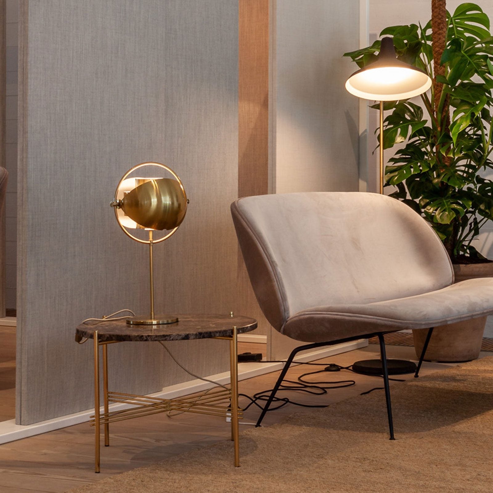 Lampada da tavolo Daniso Deense