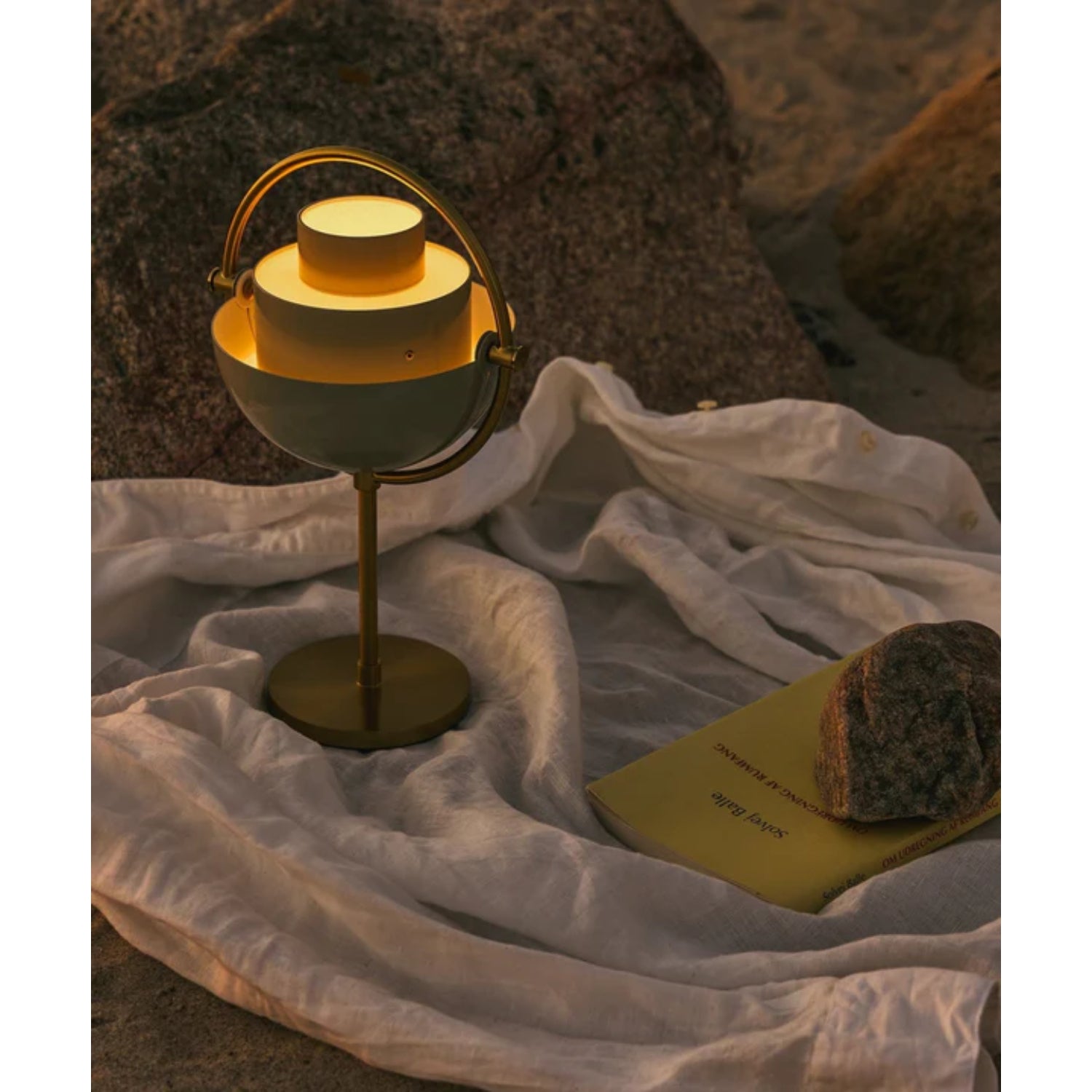 Lampada da tavolo Daniso Deense