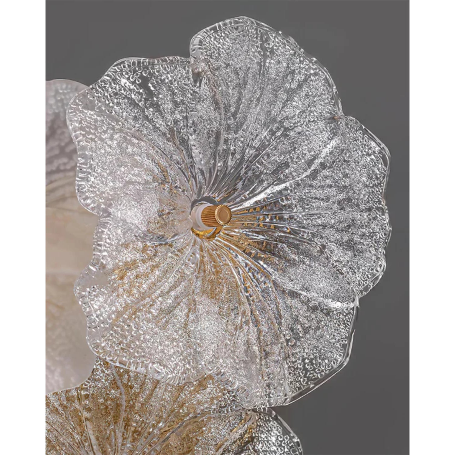 Lampada a stelo con fiore Leyza