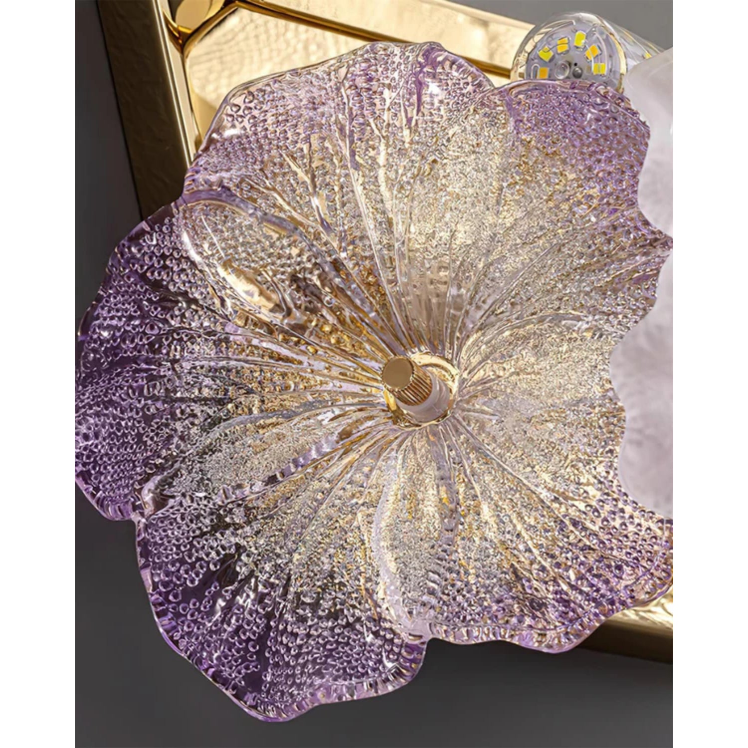 Lampada a stelo con fiore Leyza