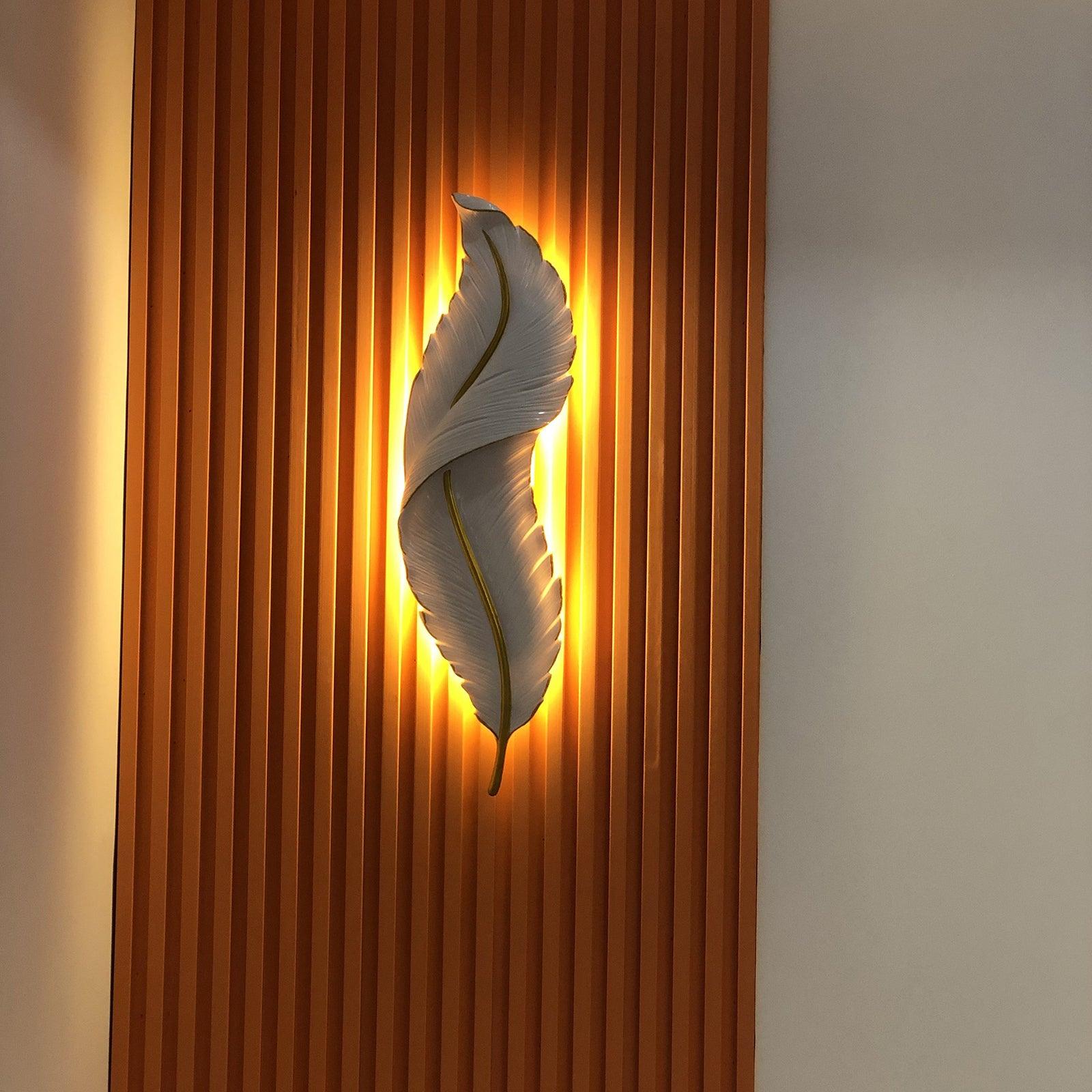 Veerdesign Wandlamp