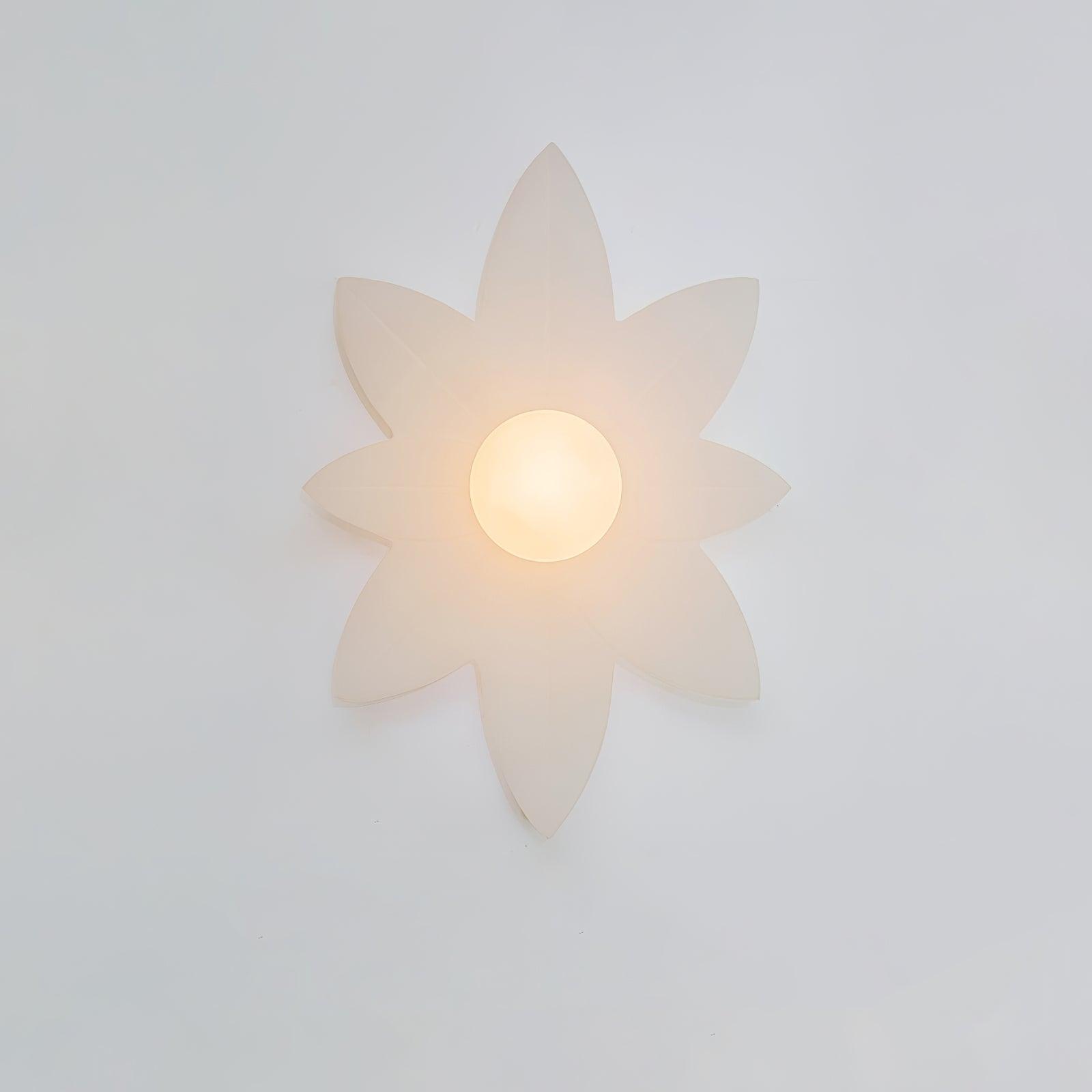 Lyn Bloemvorm Wandlamp