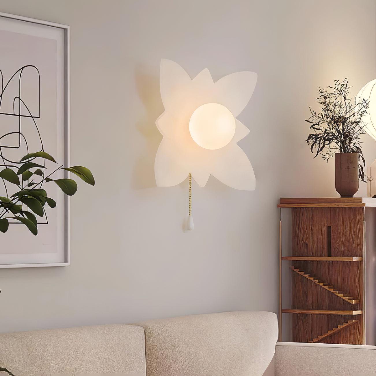 Lyn Bloemvorm Wandlamp