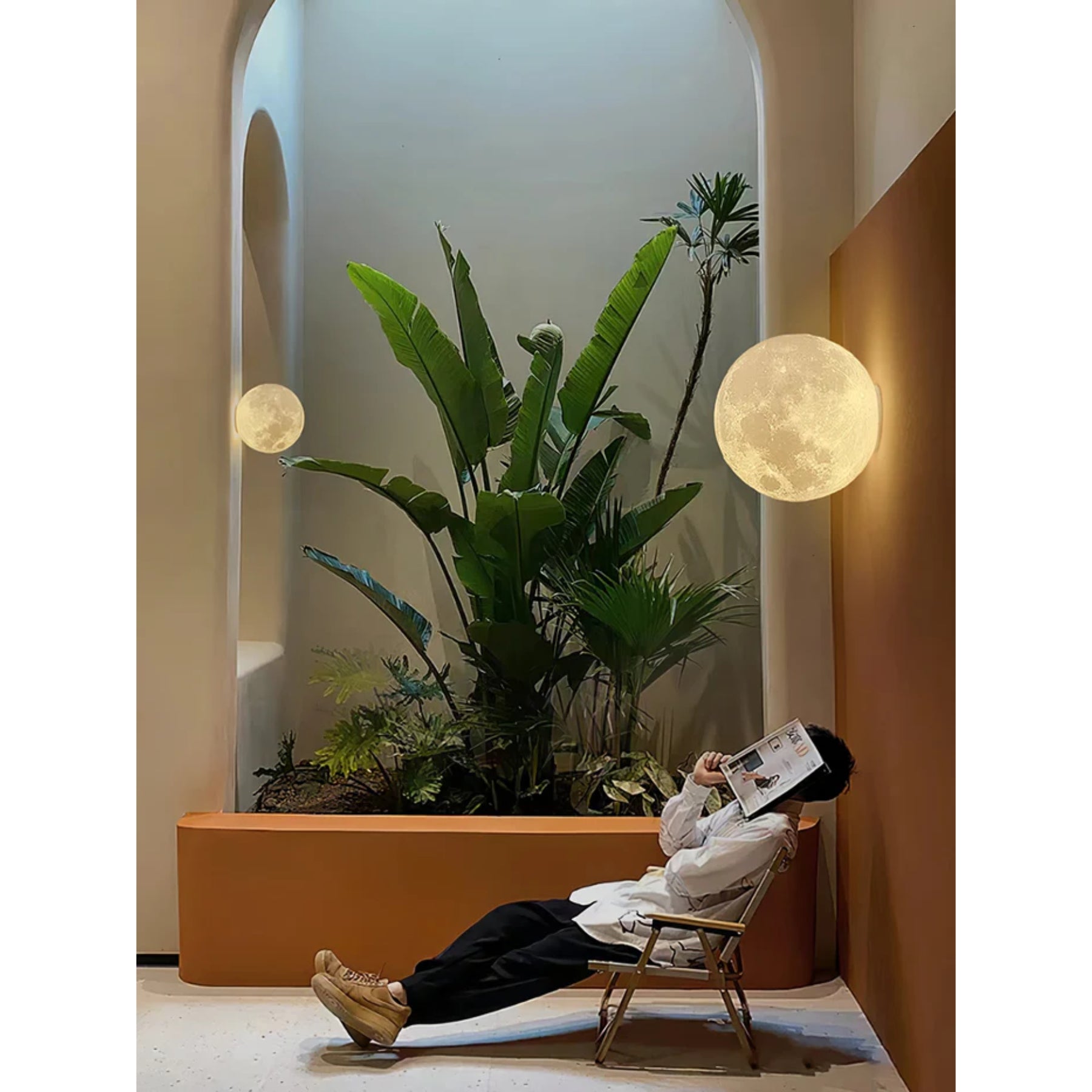 Tralvik Maanontwerp Wandlamp