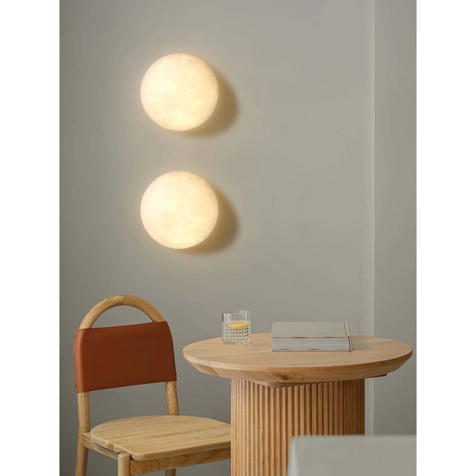 Tralvik Maanontwerp Wandlamp