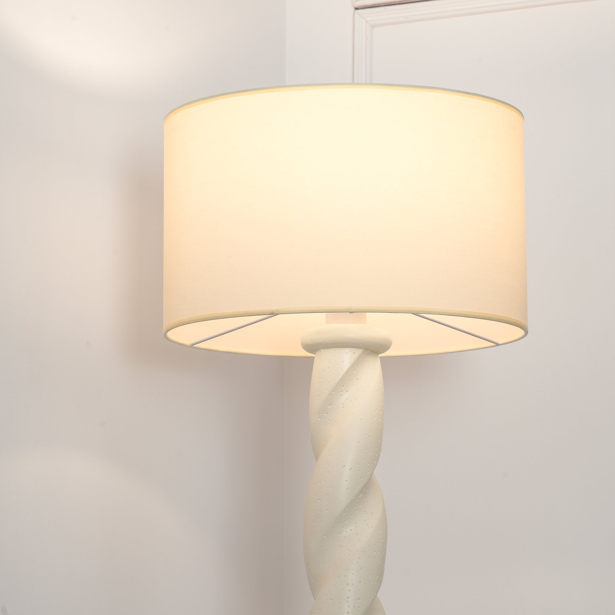 Yesoni Twist Vloerlamp