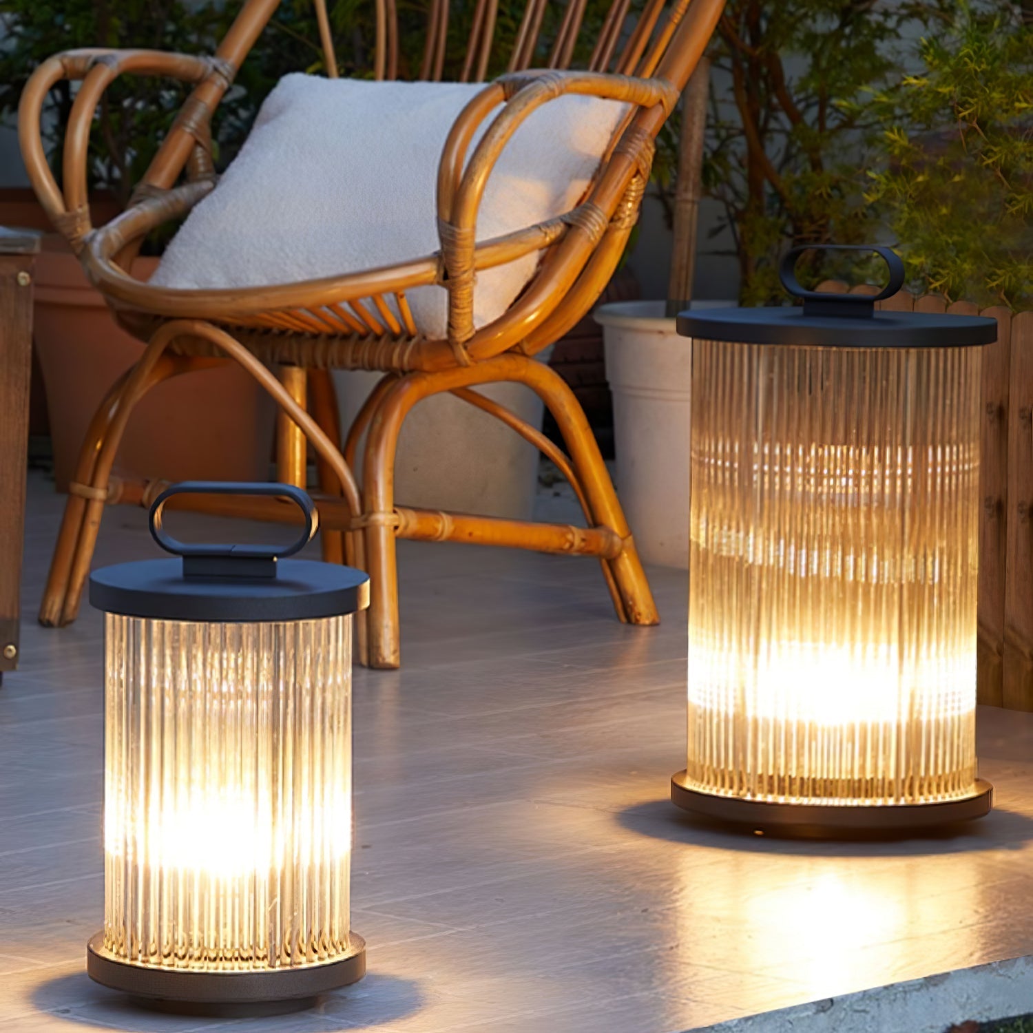 Lentesse Outdoor Lamp