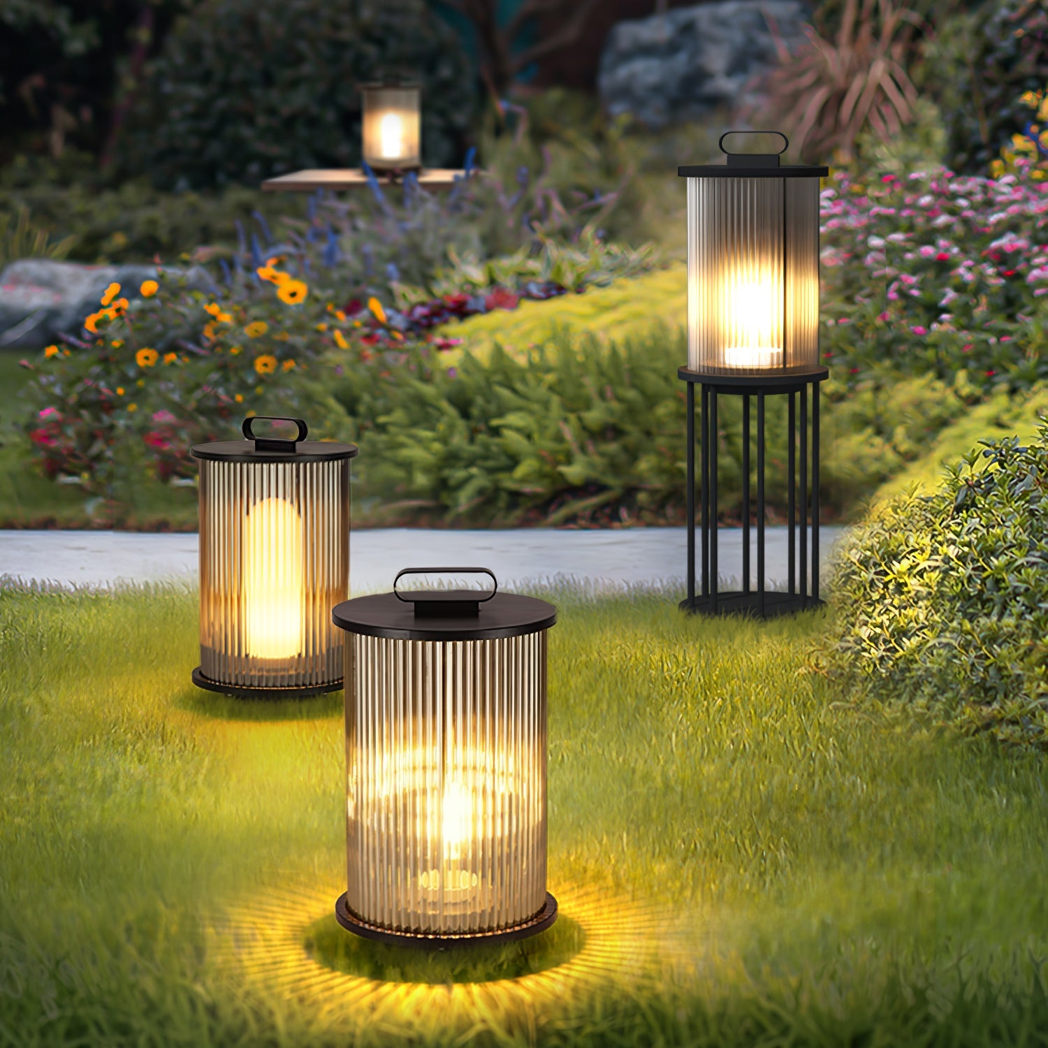 Lentesse Outdoor Lamp