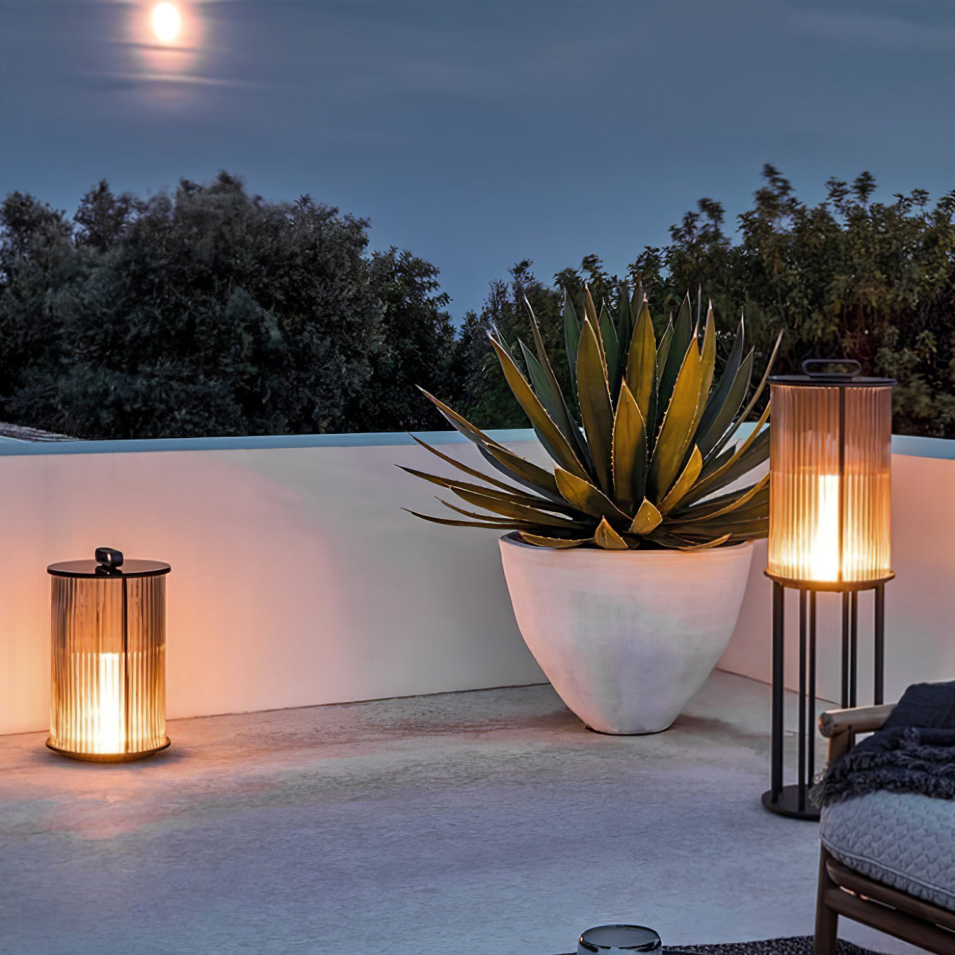 Lentesse Outdoor Lamp