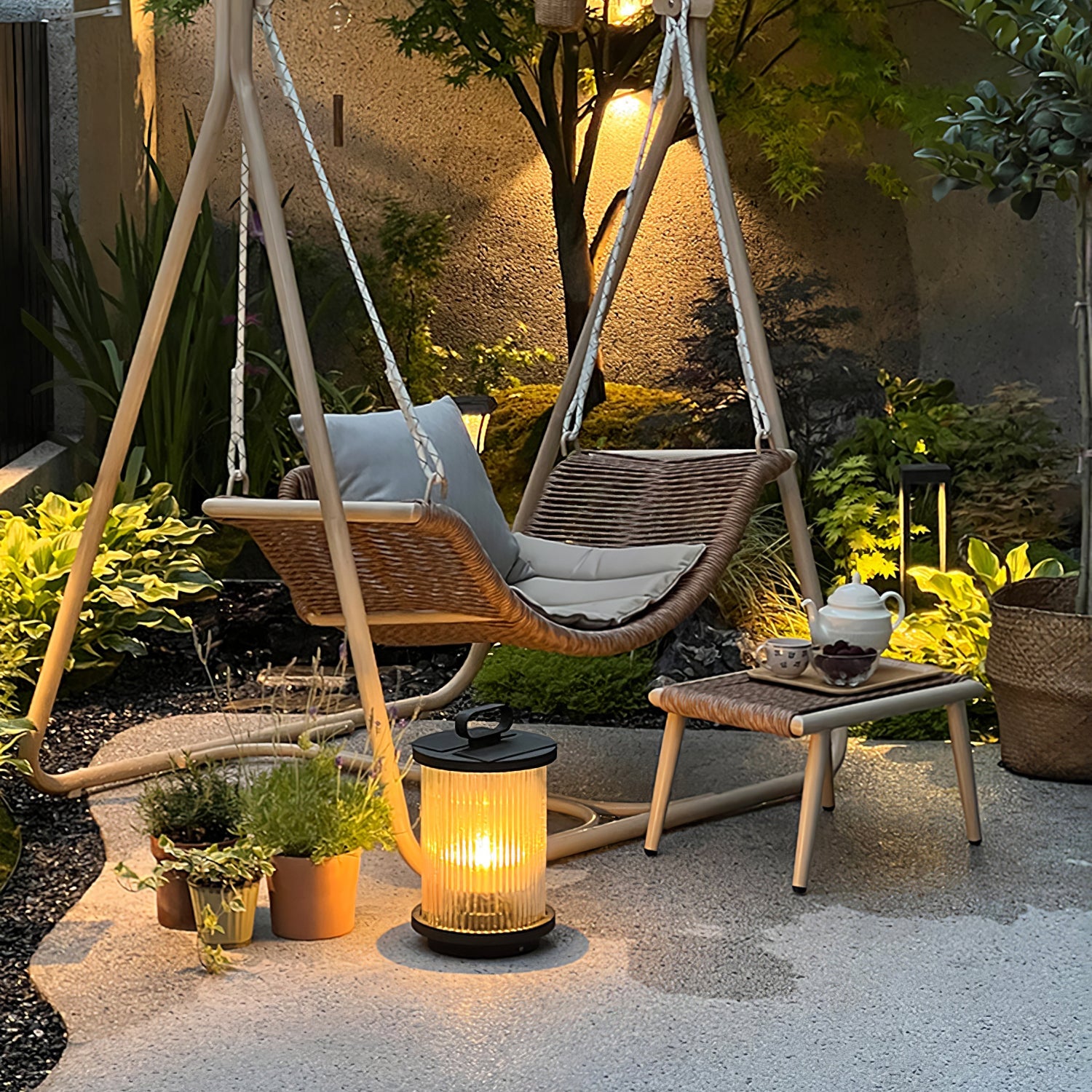Lentesse Outdoor Lamp