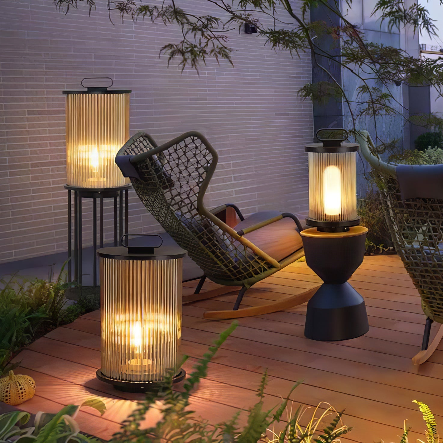 Lentesse Outdoor Lamp